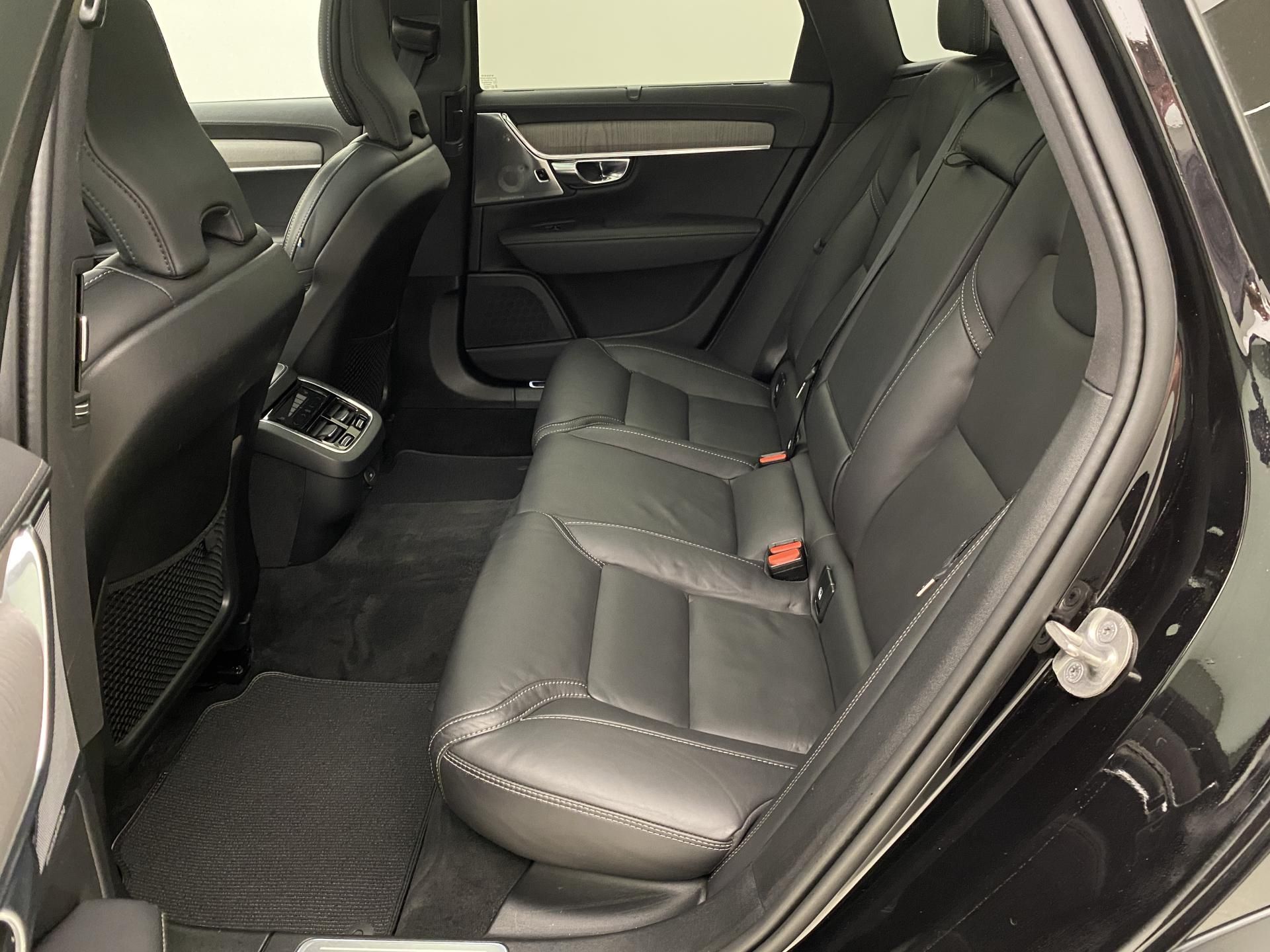 Volvo V90, CC B5 AWD ULTIMATE AUT - fotka 5