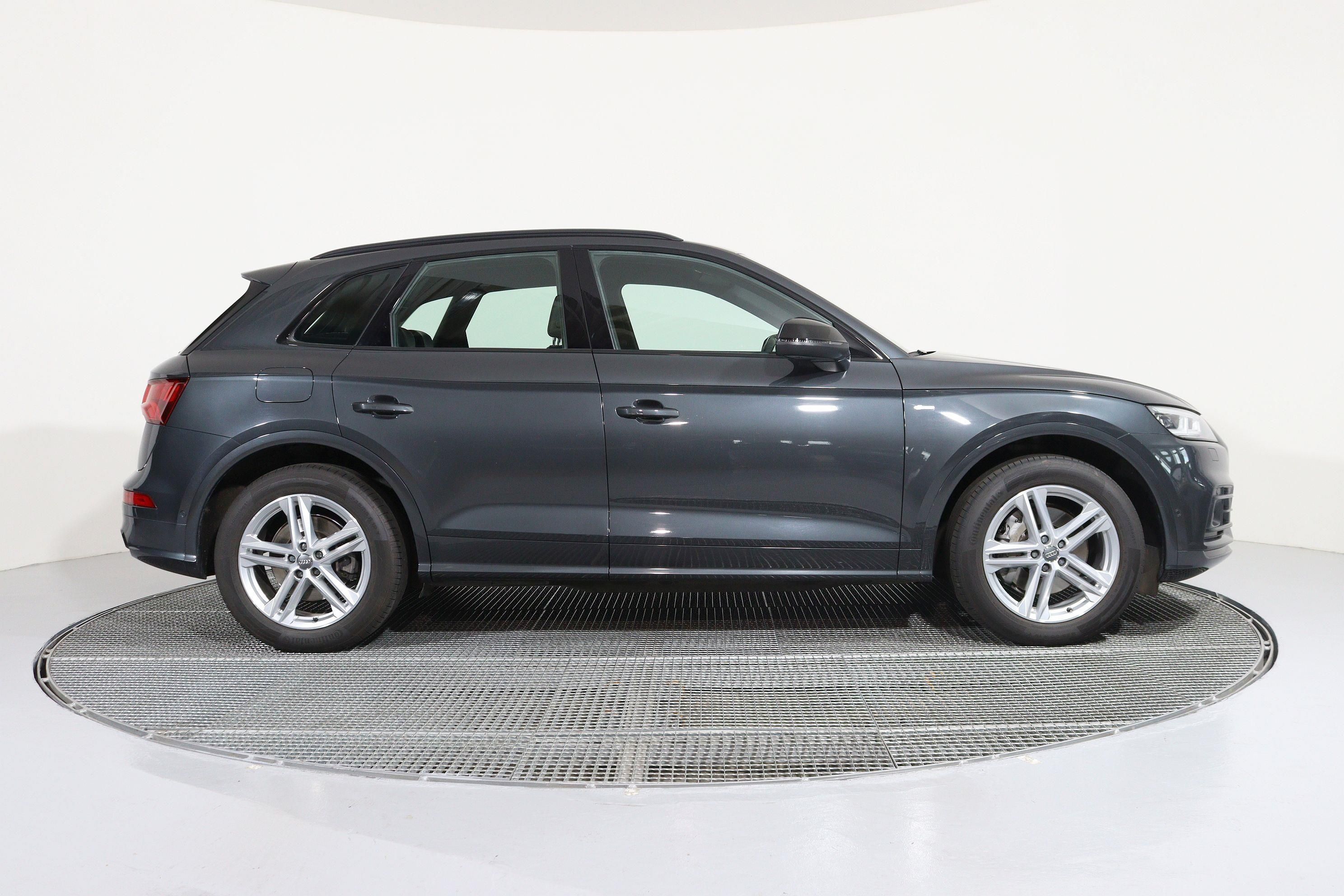 Audi Q5, Sport 45 TFSI quattro Stronic - fotka 3