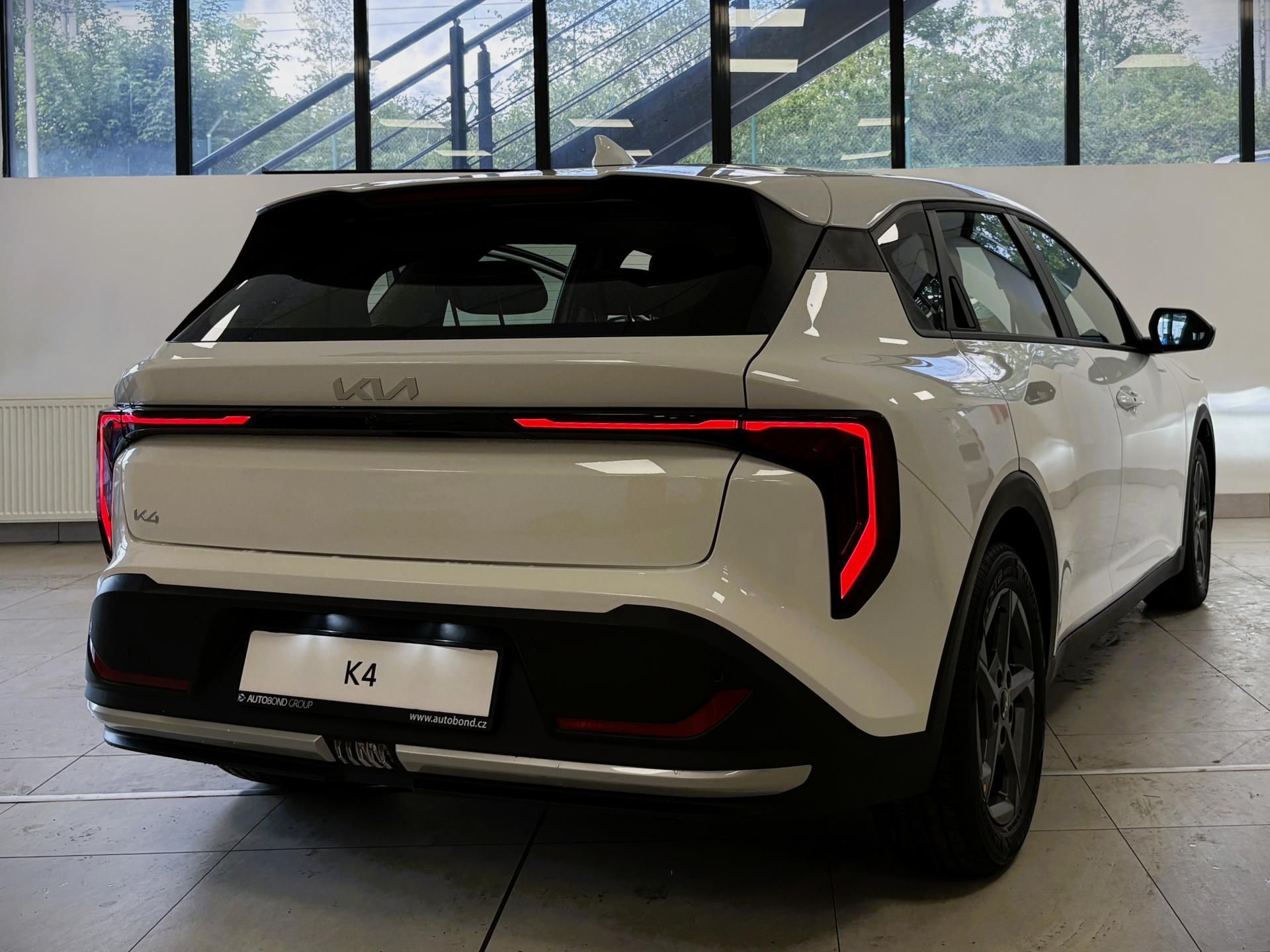 Kia K4, EXCLUSIVE 1.0 T-GDi 85kW 6MT - fotka 4