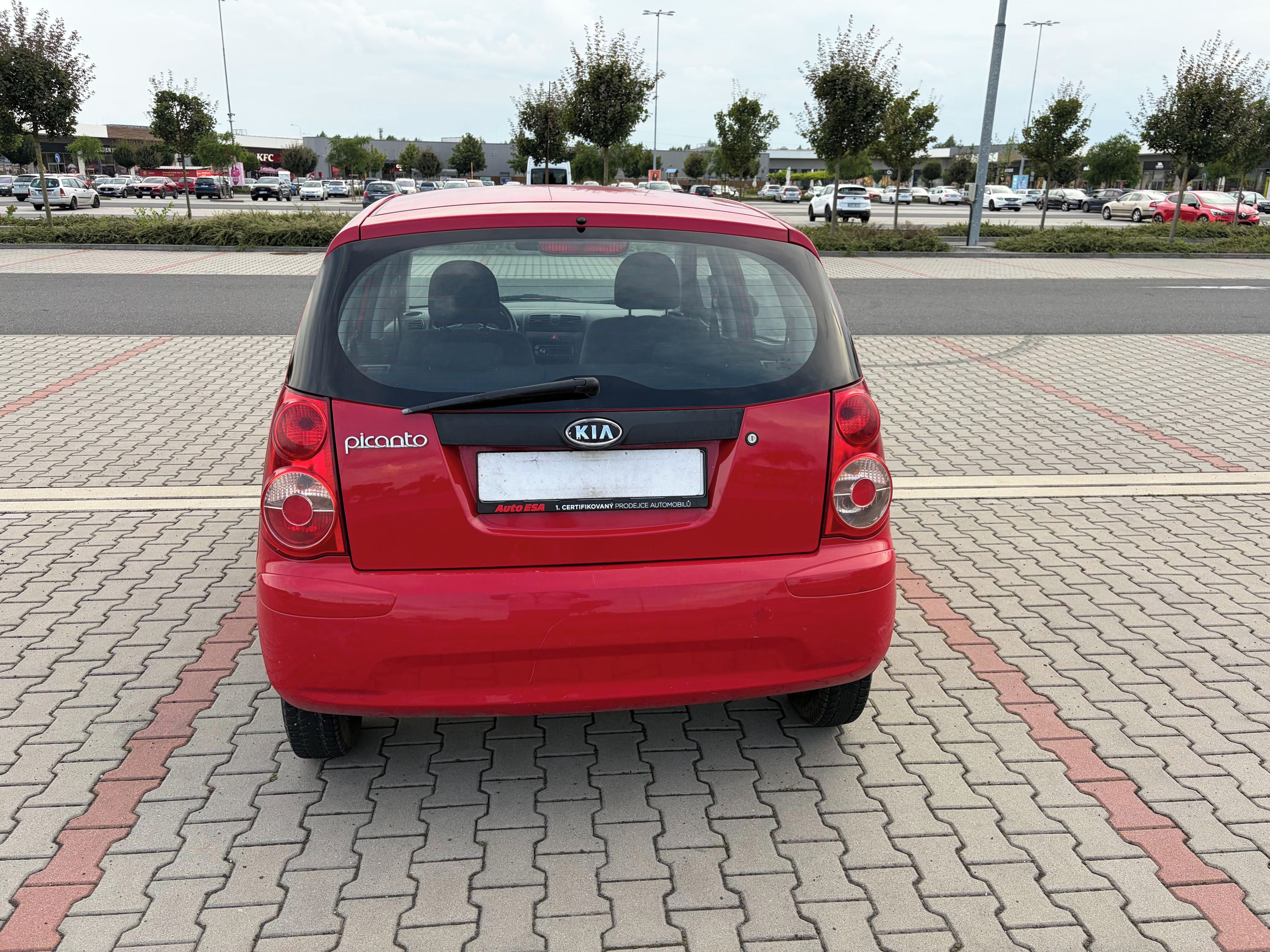 Kia Picanto, 1.0 48kw naj. 148t klima - fotka 4