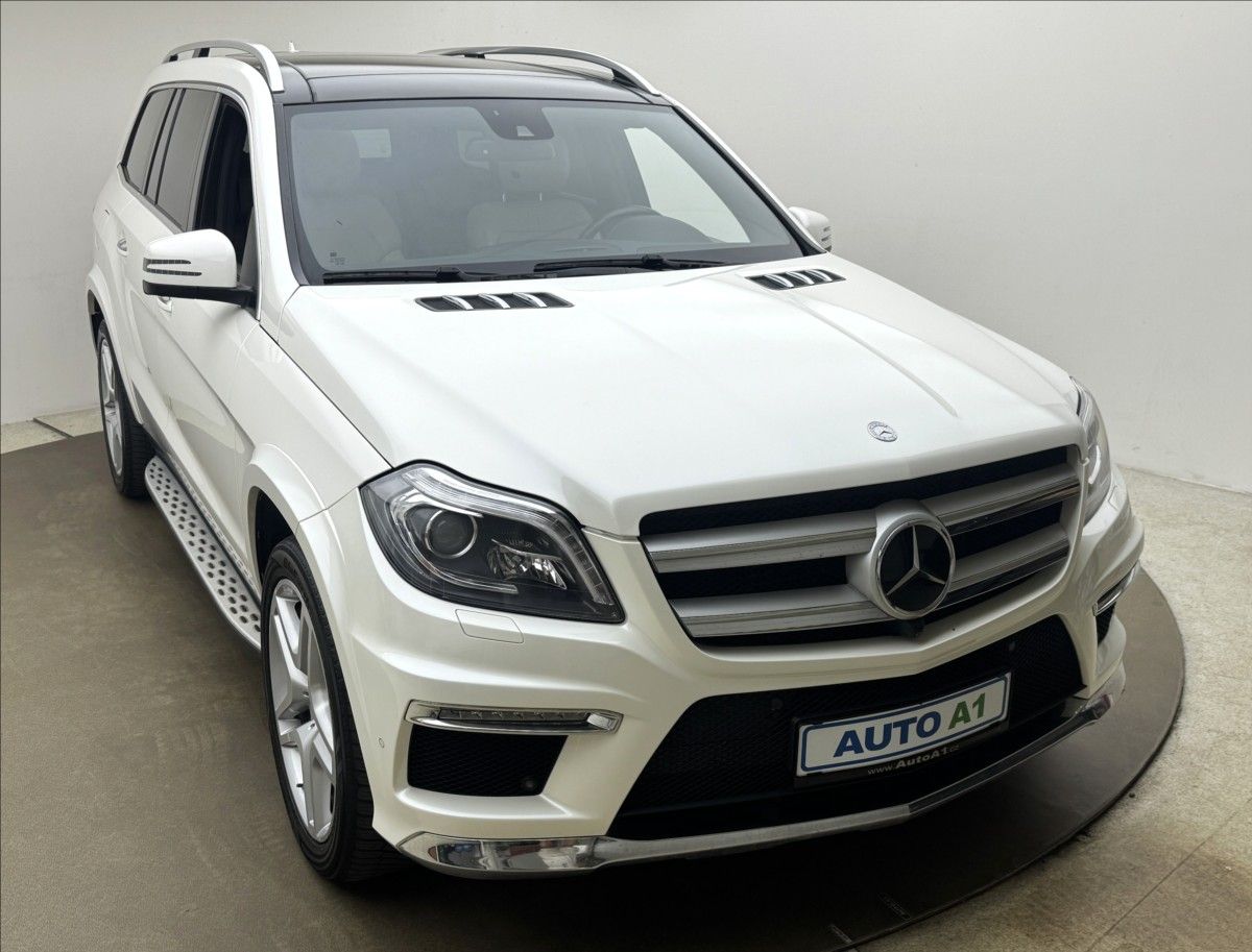 Mercedes-Benz GL, 3,0 DPH AMG 4X4 NZTOP 360° TZ - fotka 3