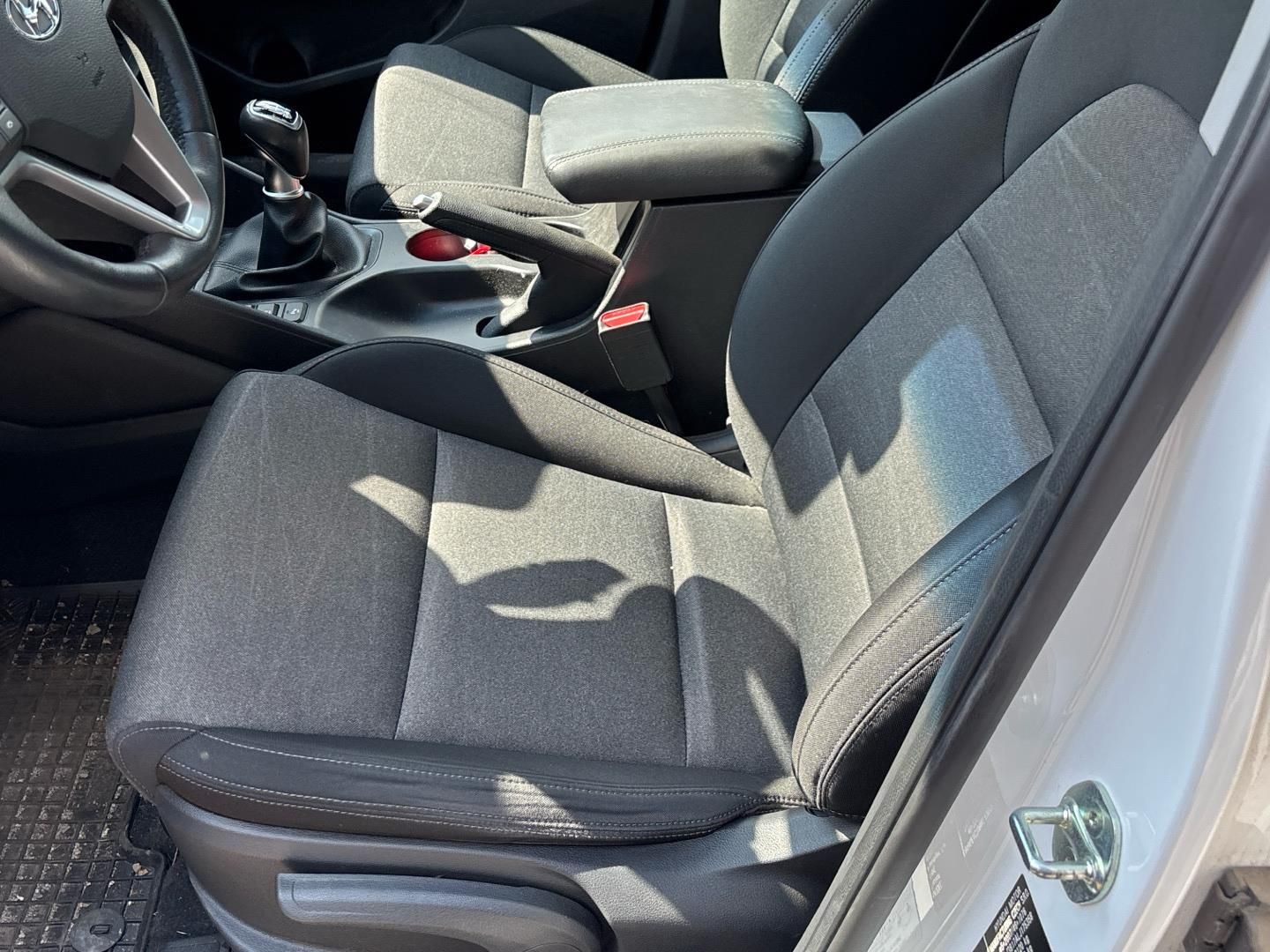 Hyundai Tucson, 1.6 CRDi / 100 kW Adventure - fotka 6
