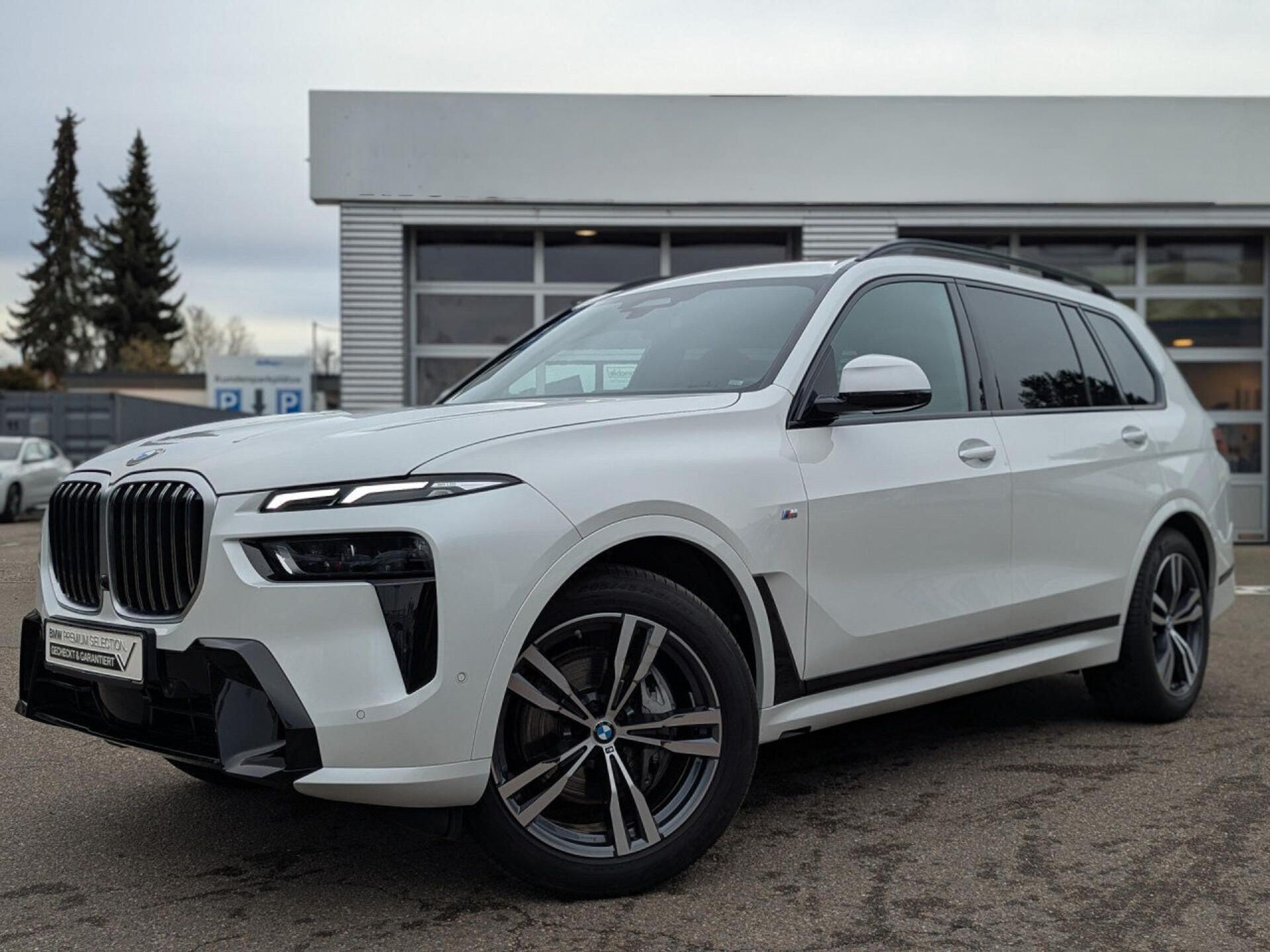BMW X7, xDrive40i M-Sport NezTop Pano