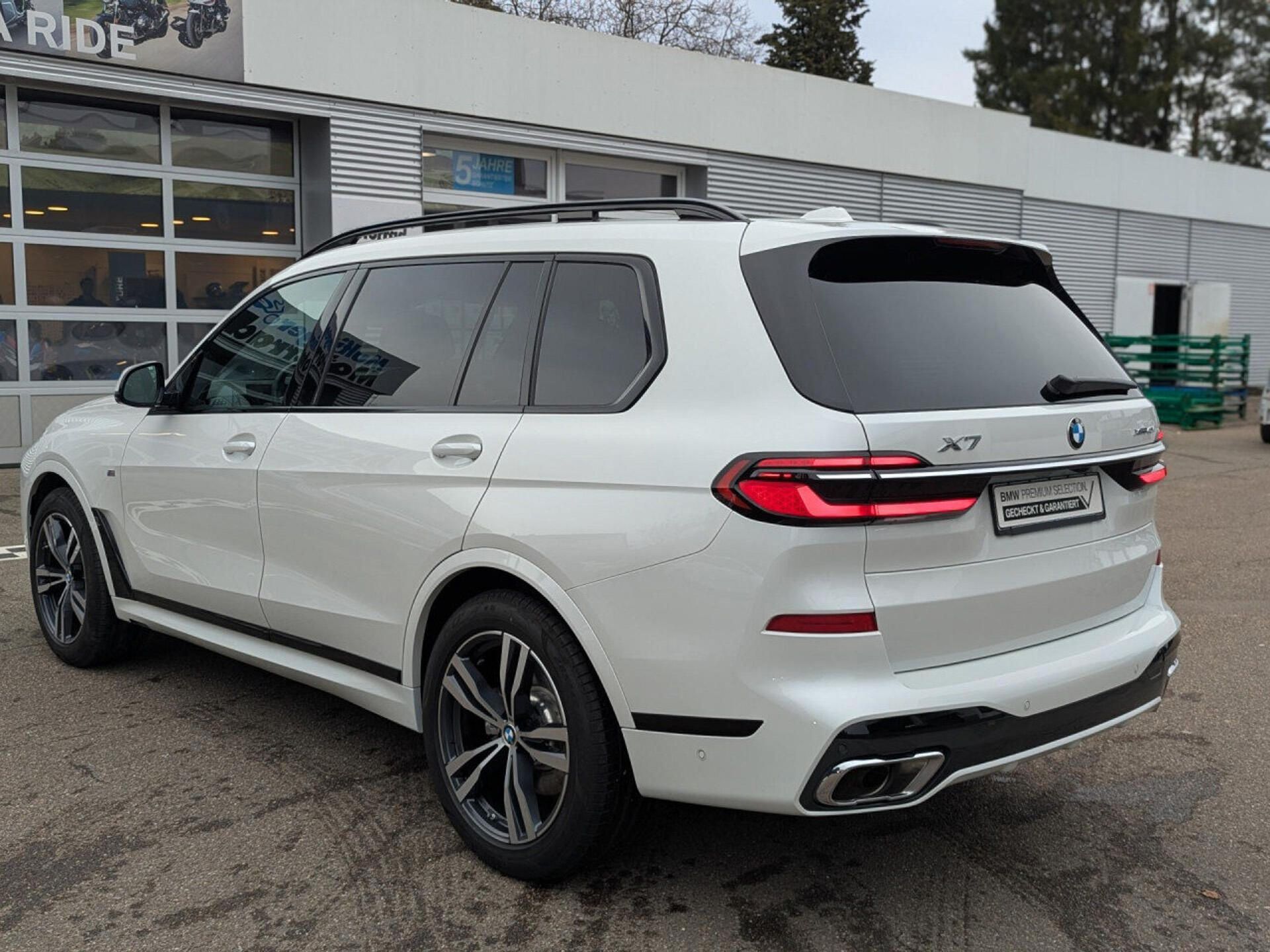 BMW X7, xDrive40i M-Sport NezTop Pano - fotka 6