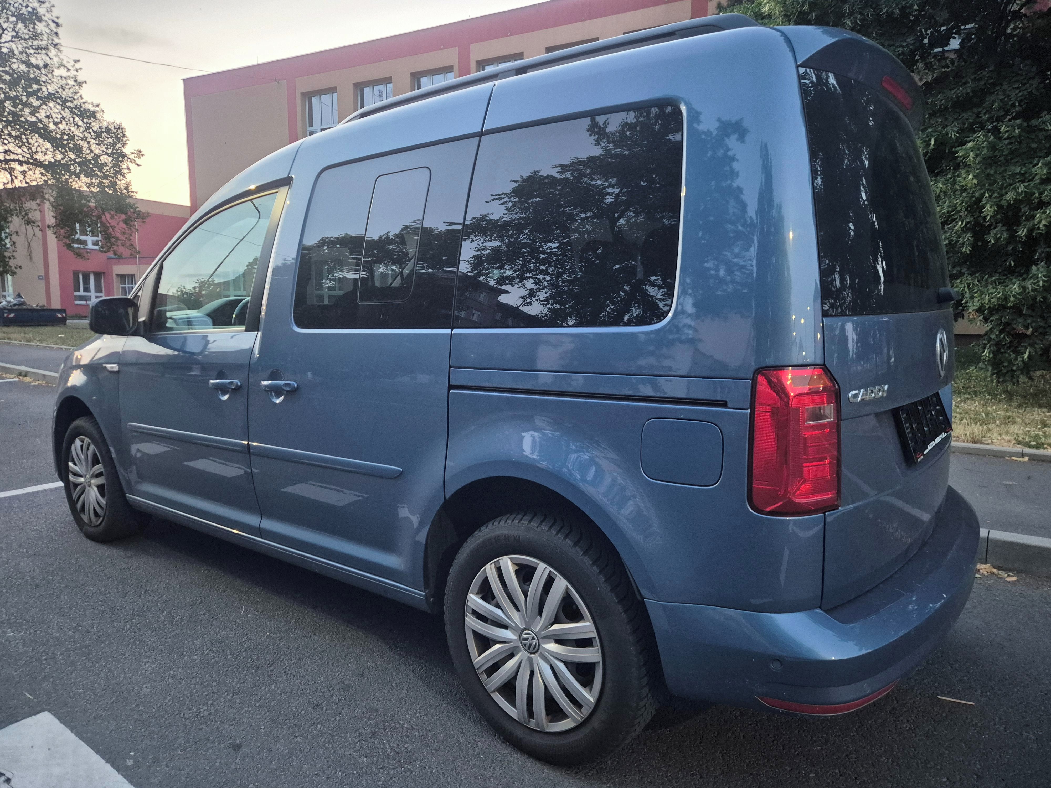 Volkswagen Caddy, 2.0 TDI 110kw BEACH - fotka 4