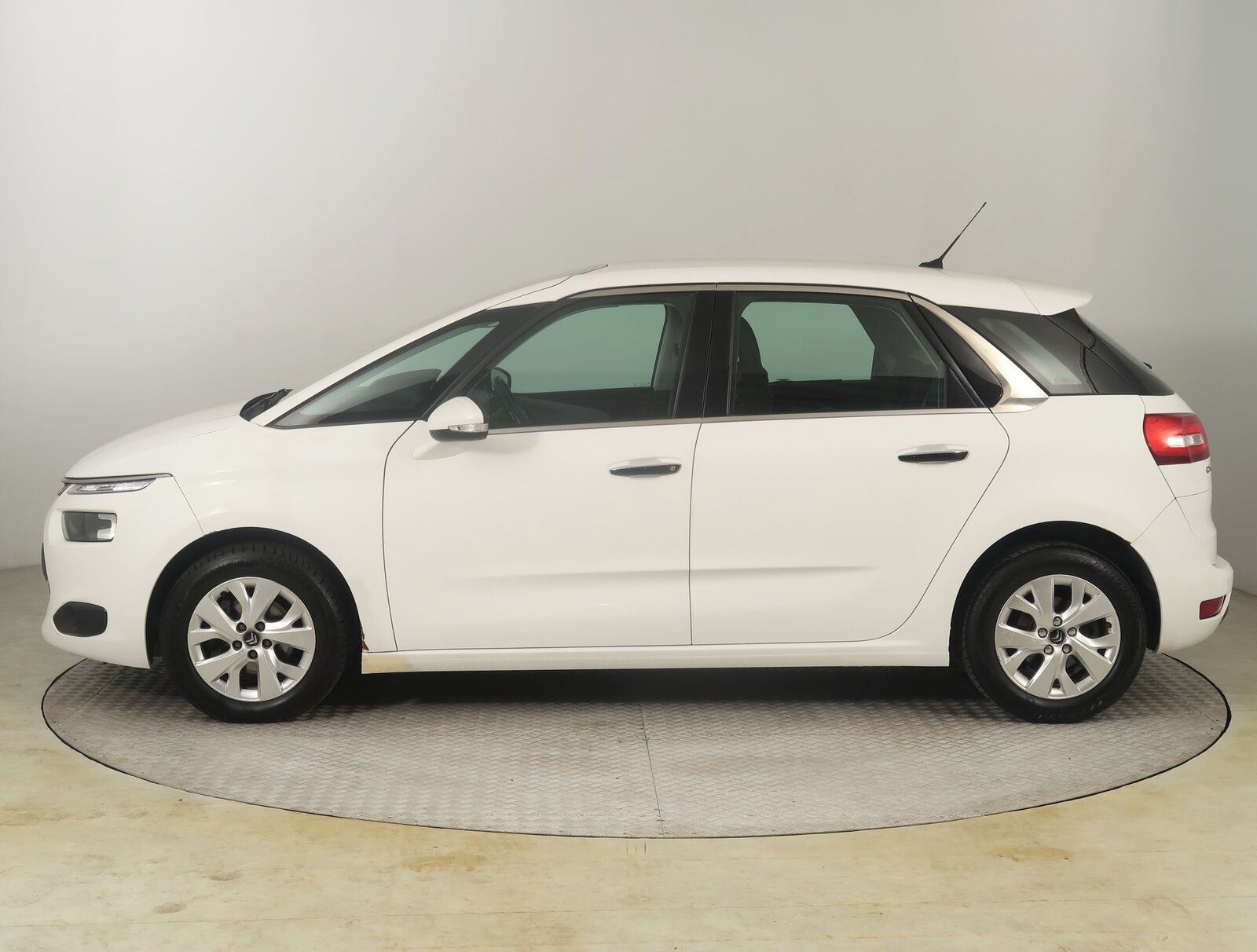 Citroën C4 Picasso, 1.6 HDi, Serv.kniha, Navi - fotka 3