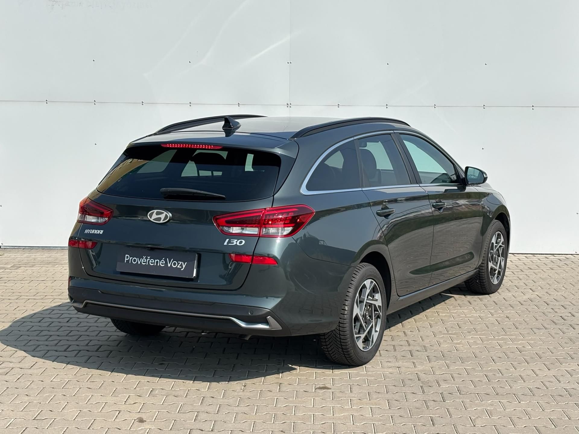 Hyundai i30, 1.5 T-GDi 103kW DCT Style - fotka 2