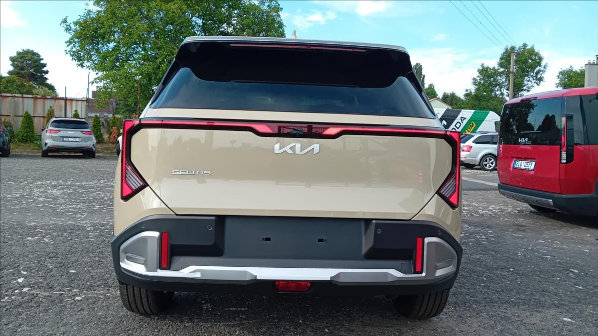 Kia Seltos, 1,6 T-GDi 4x2 EXCLUSIVE (2027) - fotka 4