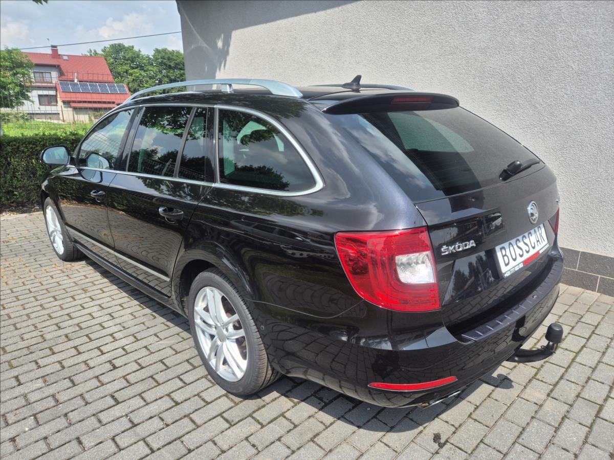 Škoda Superb, 2,0 TDI 125Kw DSG 4x4 Exclusiv - fotka 4