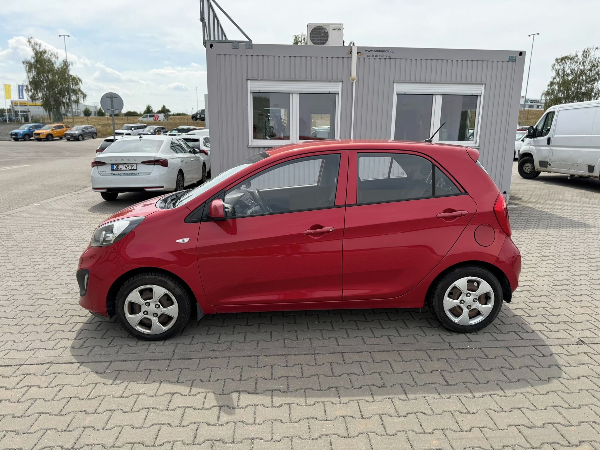 Kia Picanto, 1.0 51 kW Comfort - fotka 4