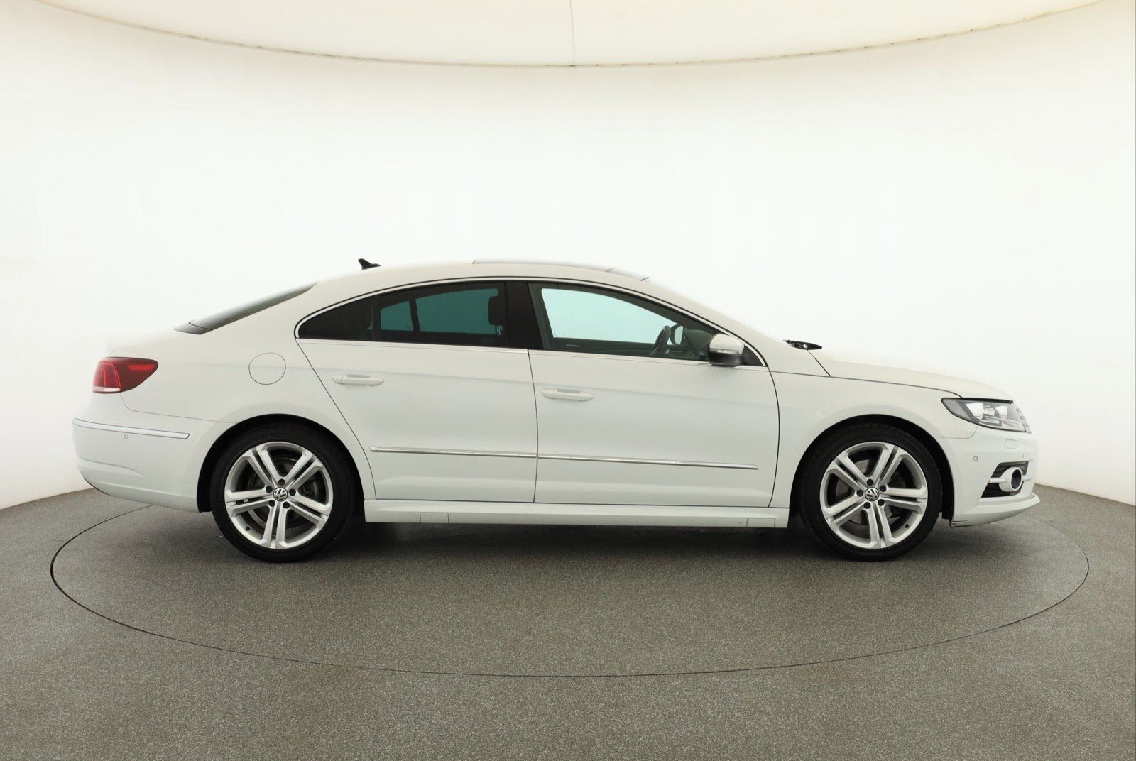Volkswagen CC, 2.0 TDI, R-line, Serv.kniha - fotka 6