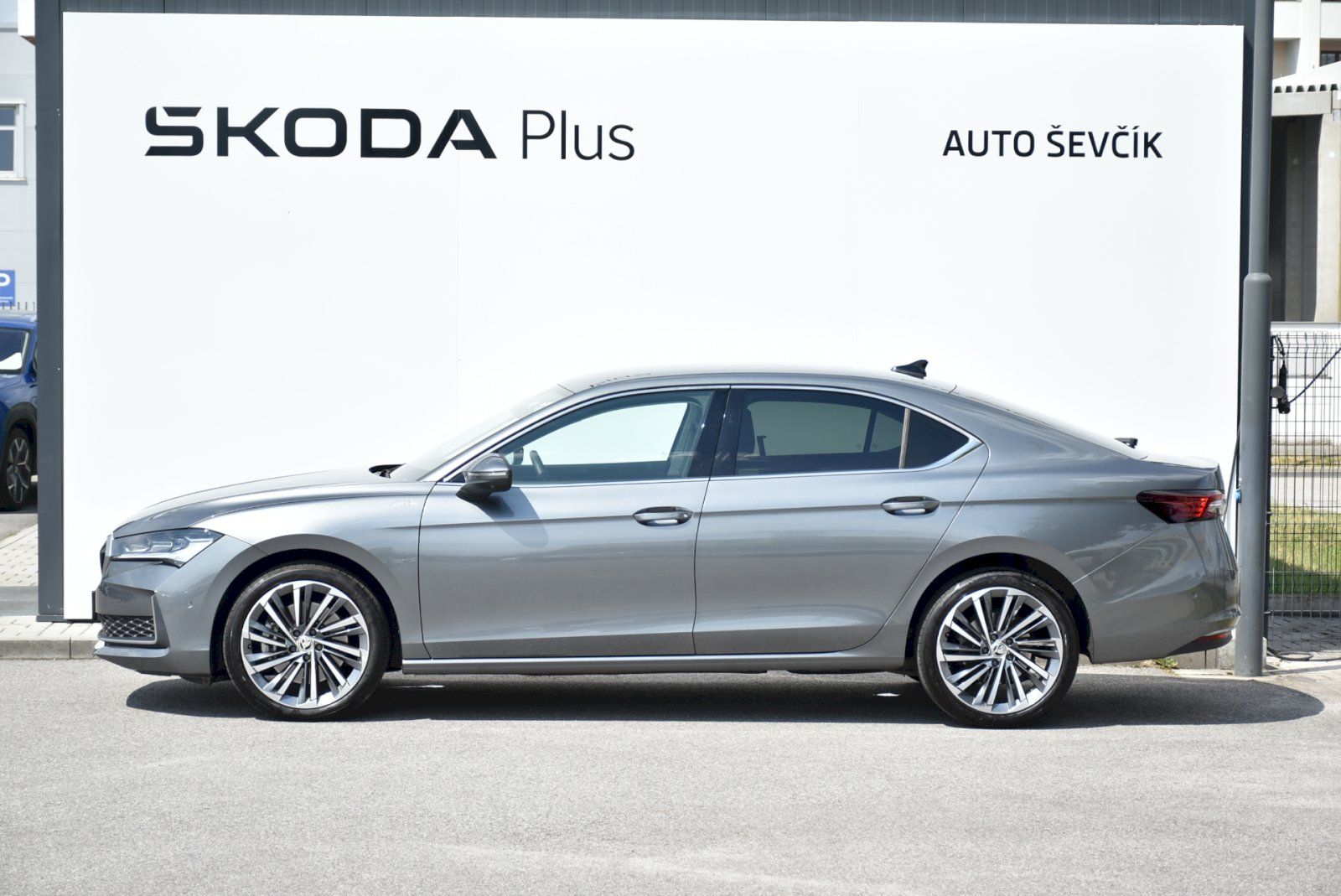 Škoda Superb, LaK 2.0 TDI 142kW 4x4 DSG - fotka 3