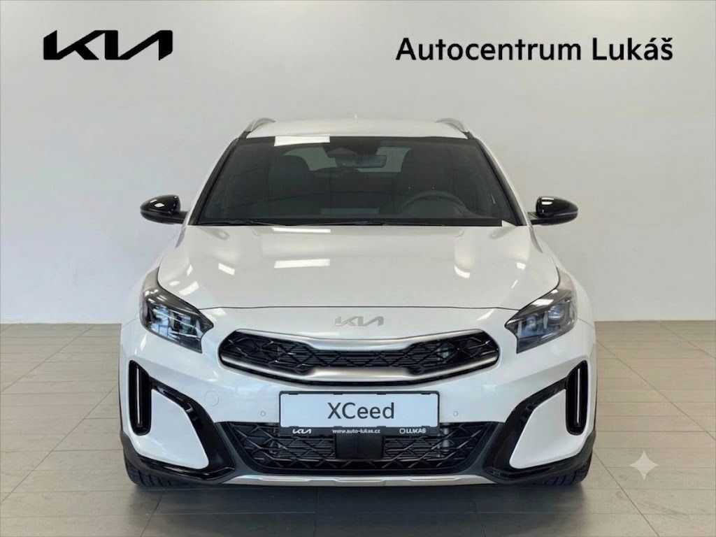 Kia XCee´d, +paket WINT,skladový vůz - fotka 2