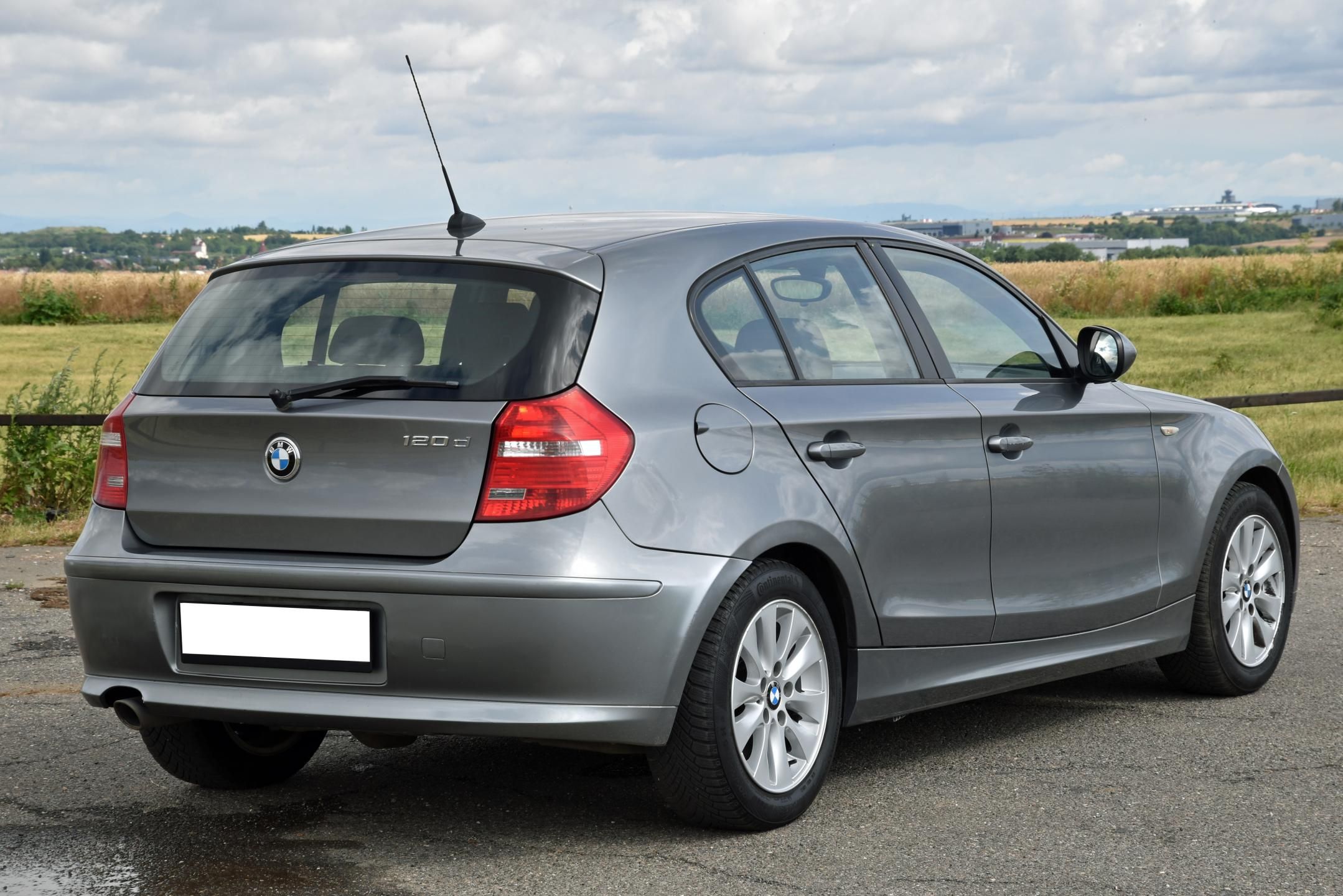 BMW Řada 1, 120d 6st 130 kW, KLIMA, ALU - fotka 4