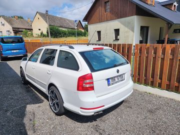 RS