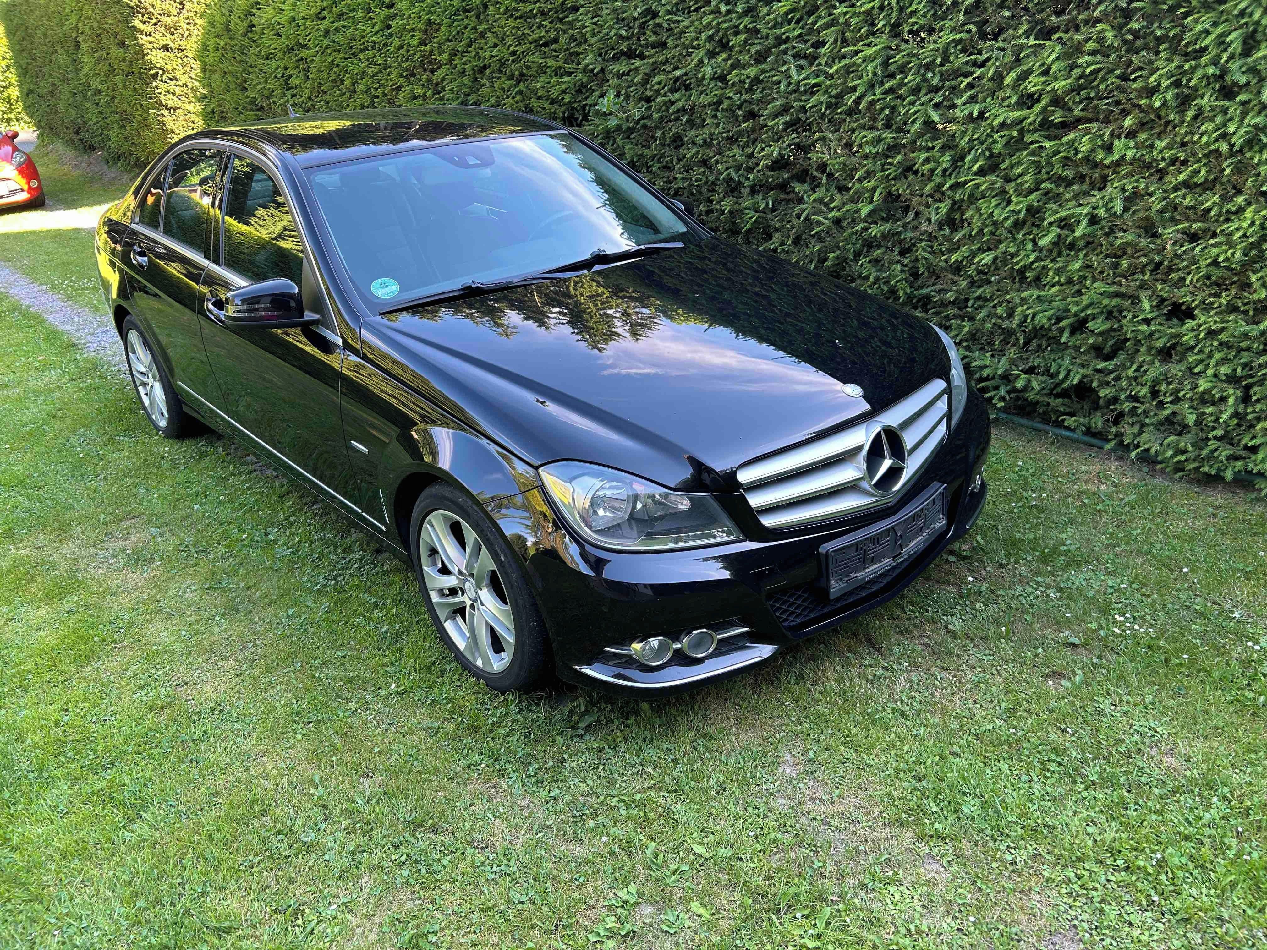 Mercedes-Benz Třídy C, Mercedes-Benz Třídy C - fotka 6