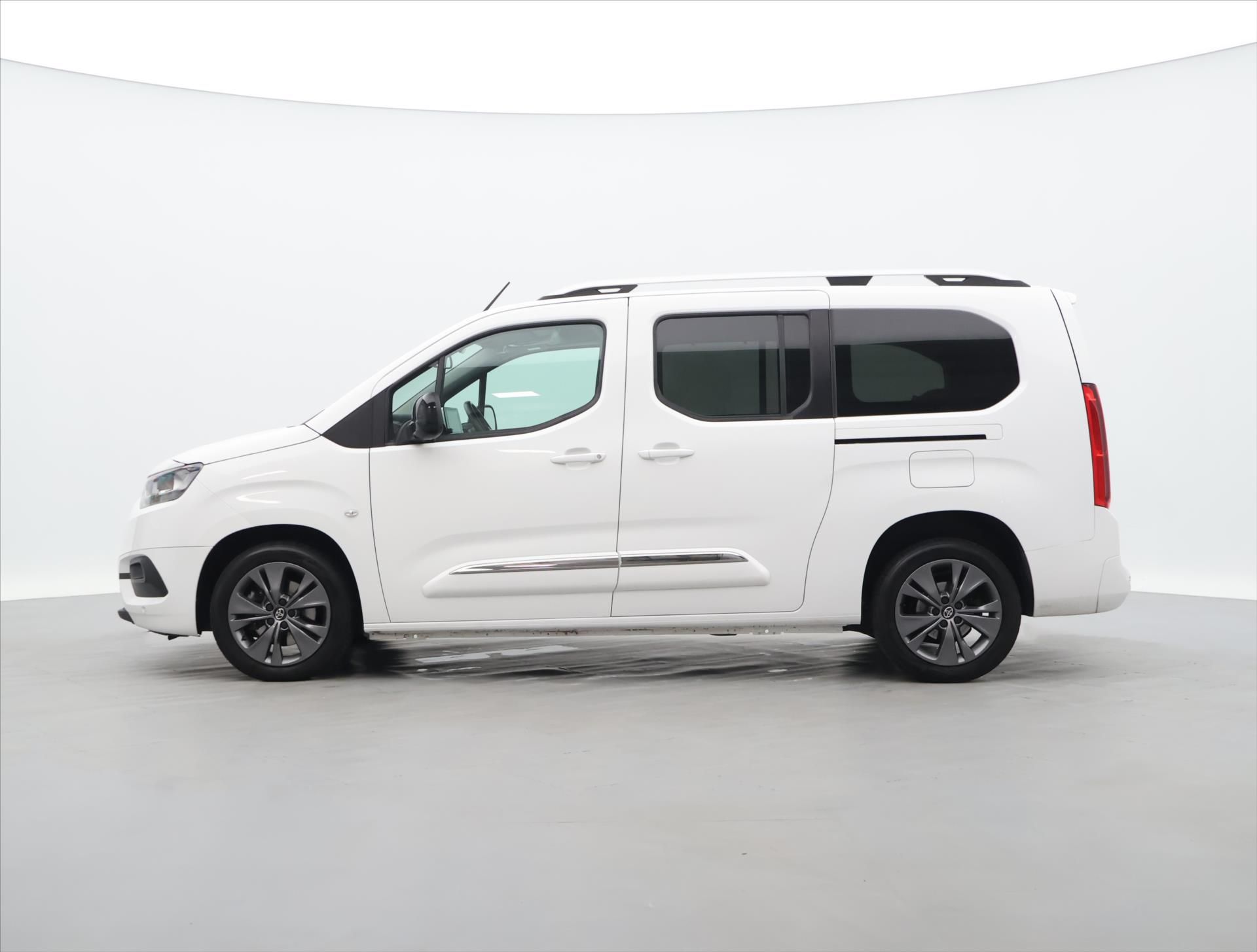 Toyota Proace City Verso, 1,2 T 96kW Aut. 7-Míst CZ DPH - fotka 4
