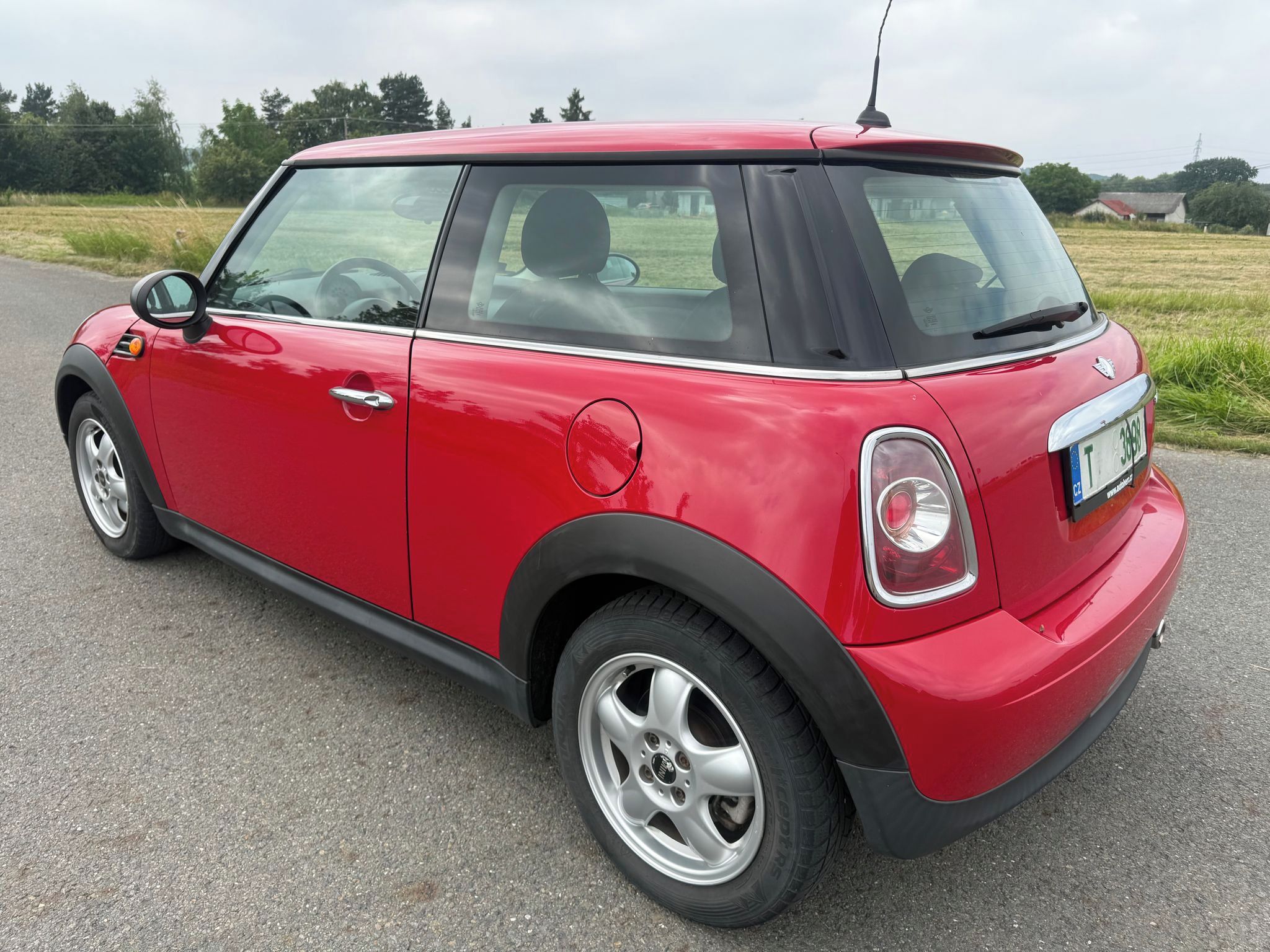 Mini One, MINI ONE 1,6  R 56 - fotka 2