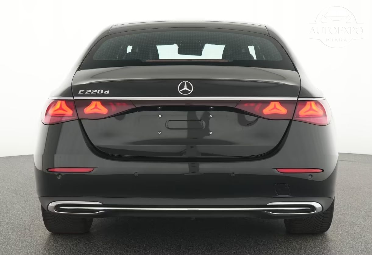 Mercedes-Benz Třídy E, 220d Avantgarde*360° KAMERA - fotka 6