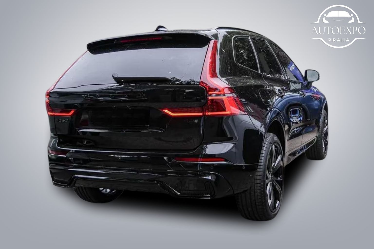 Volvo XC60, T8 Plus Black Edition Plug-In - fotka 3