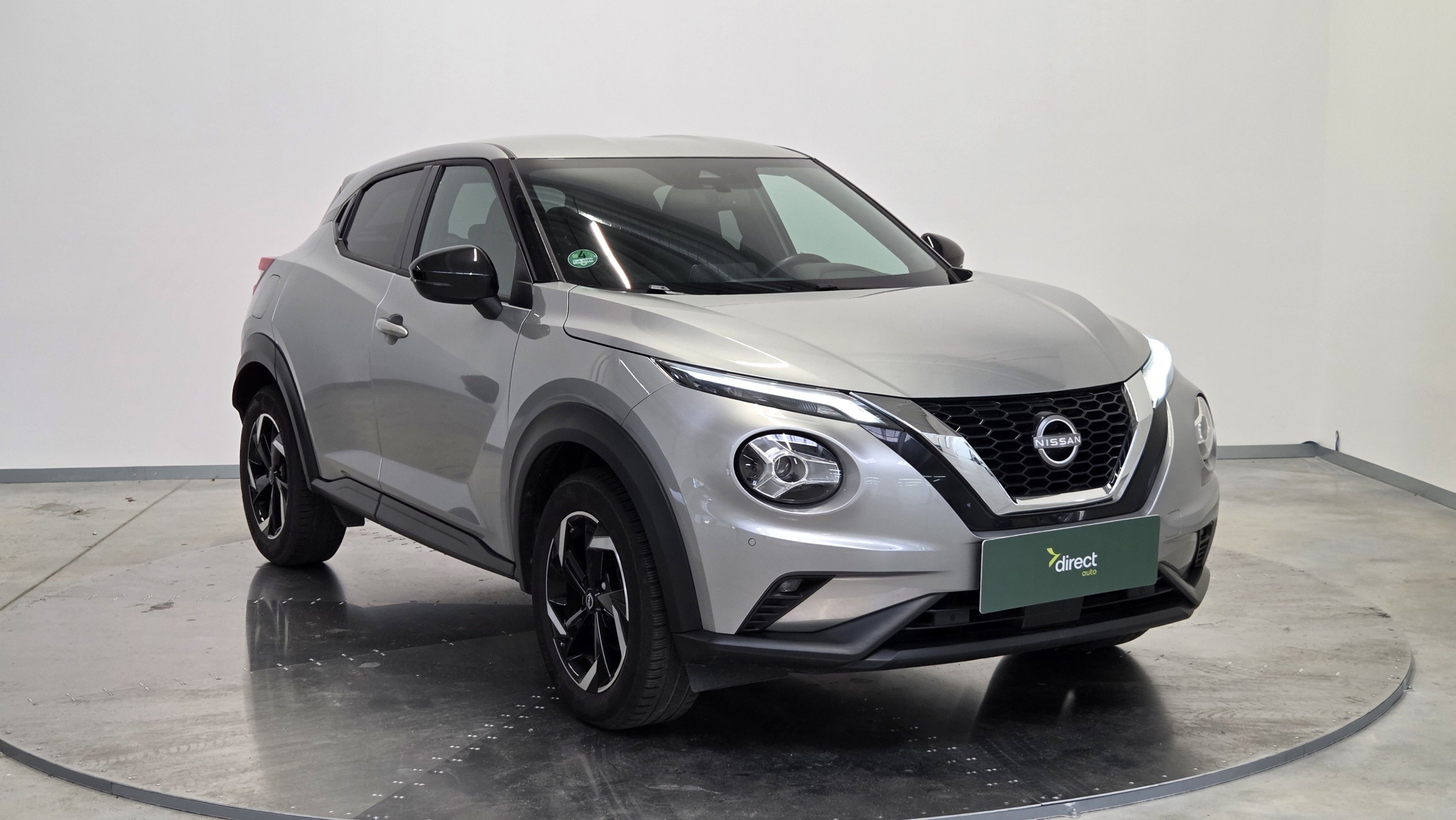 Nissan Juke, 1.0 DIG-T 84 kW N-Connecta - fotka 2