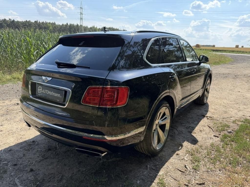 Bentley Bentayga, 6,0 V12 4WD,head-up, TOP STAV - fotka 6