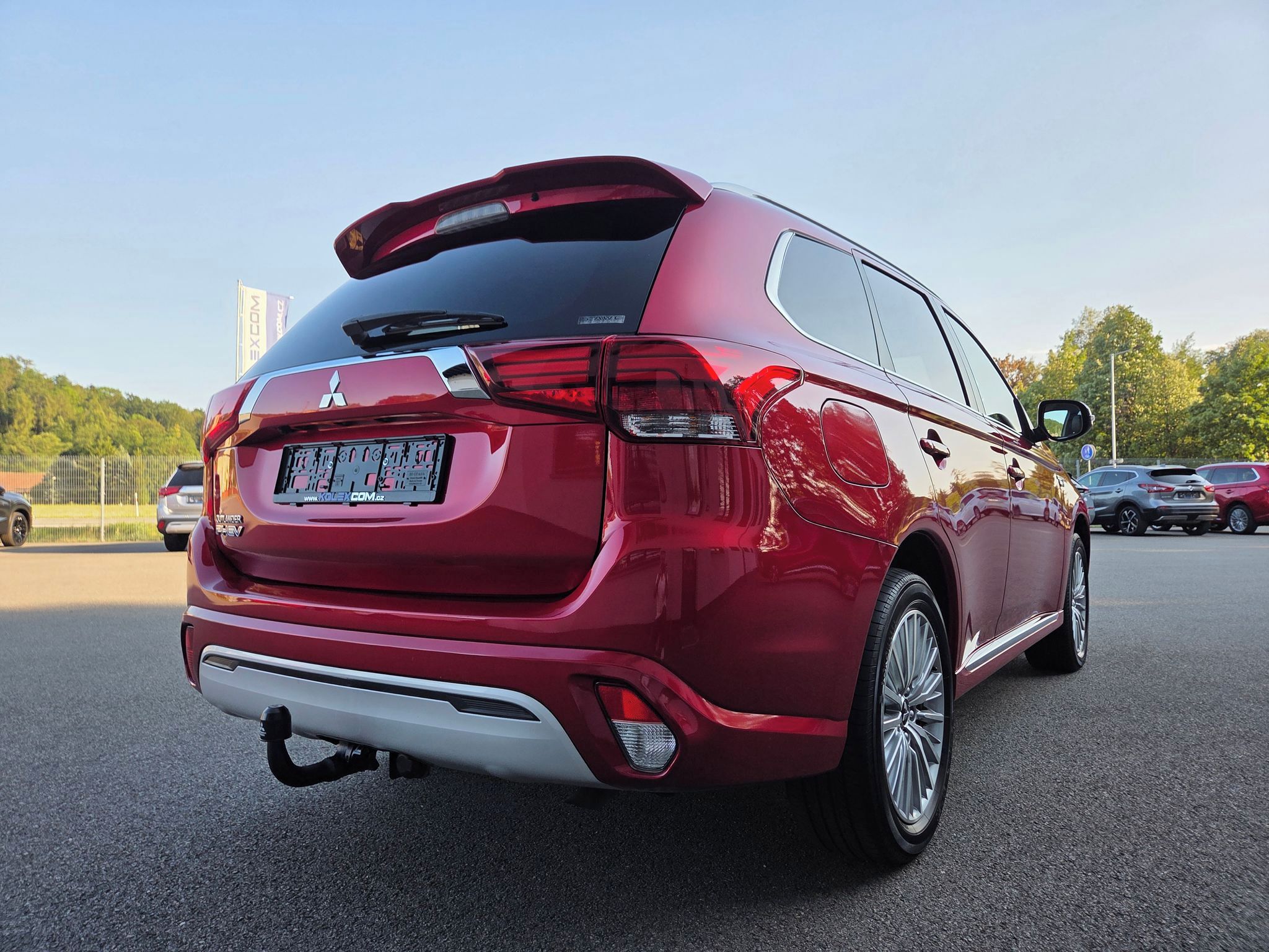 Mitsubishi Outlander, 2.4 PHEV 4x4 - fotka 5