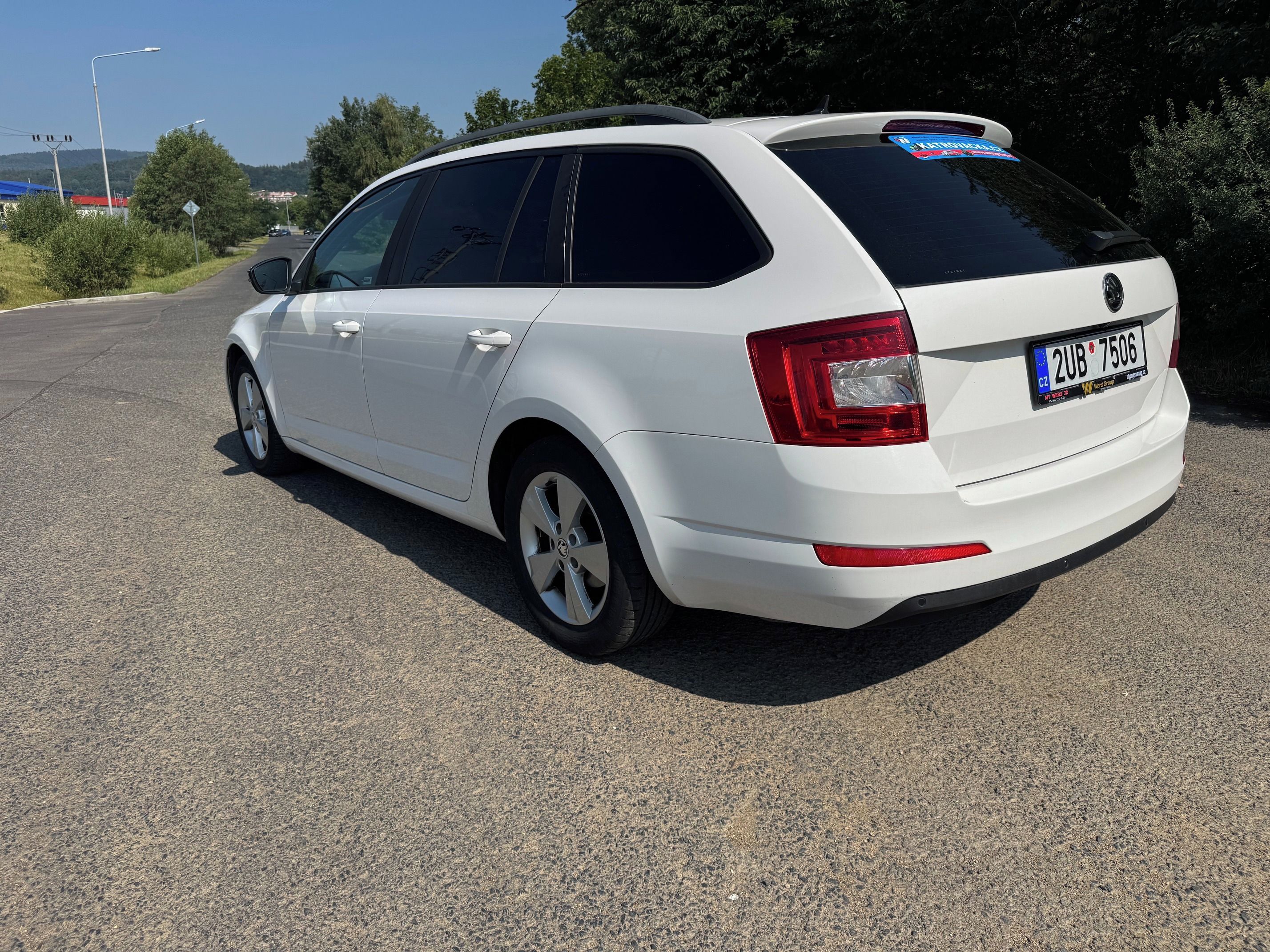 Škoda Octavia, 1,6 TDi 4x4 81 kw - fotka 5