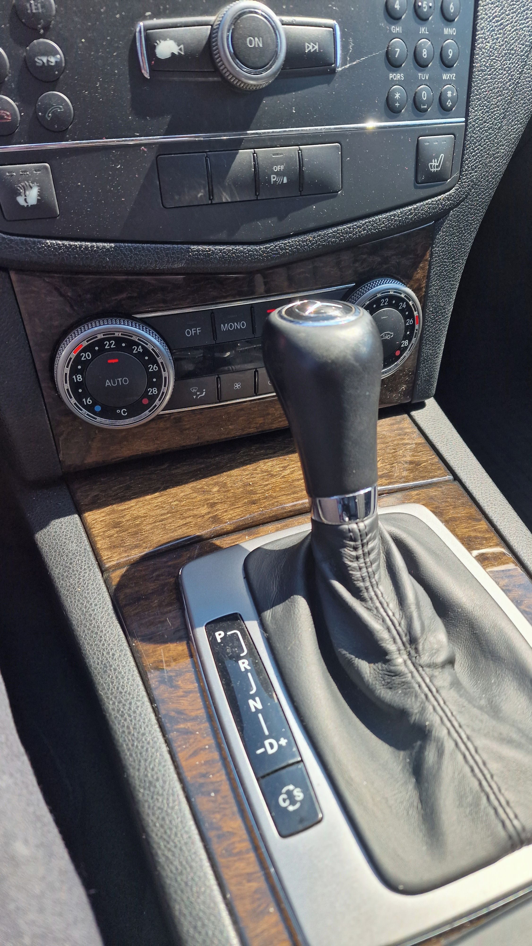 Mercedes-Benz Třídy C, Mercedes C220, kombi, automat - fotka 6