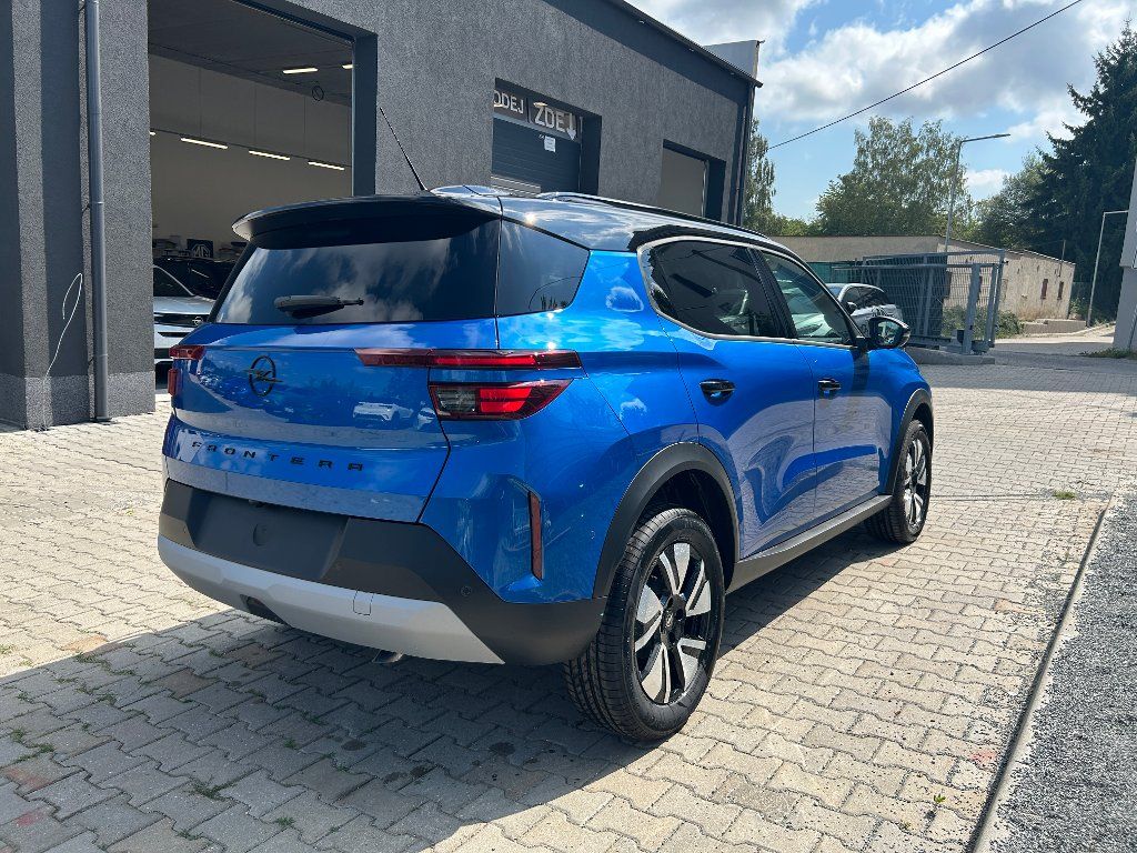 Opel Frontera, GS 1,2 Turbo 107kW AT Mild-hyb - fotka 4