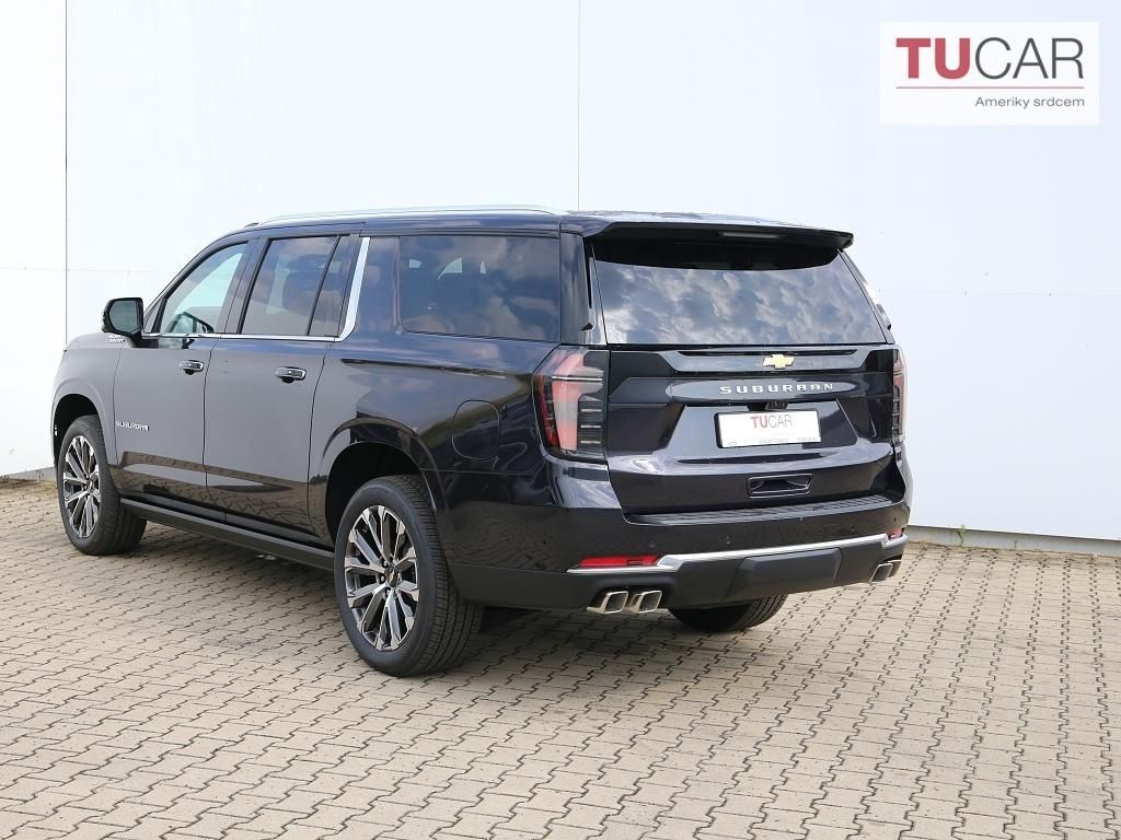 Chevrolet Suburban, 6,2 V8 High Country - fotka 2