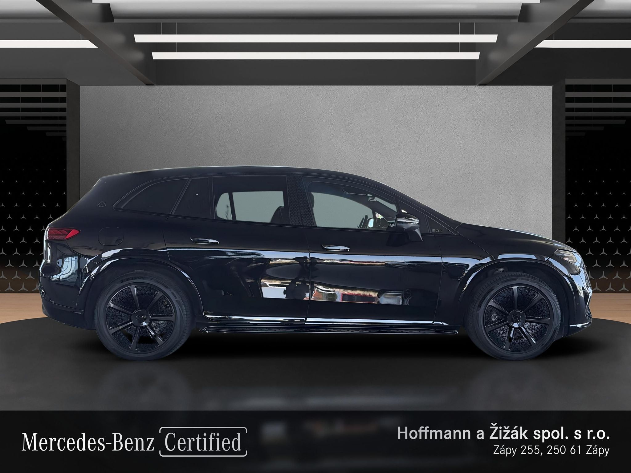 Mercedes-Benz EQS, 680 4MATIC MAYBACH SUV - fotka 4