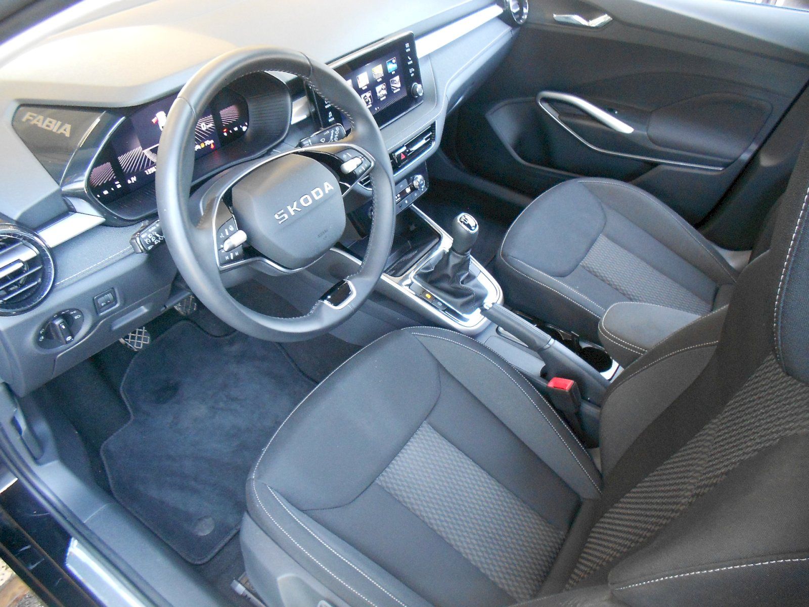Škoda Fabia, IV 1.0 TSI - 85 kW, Top Select - fotka 5