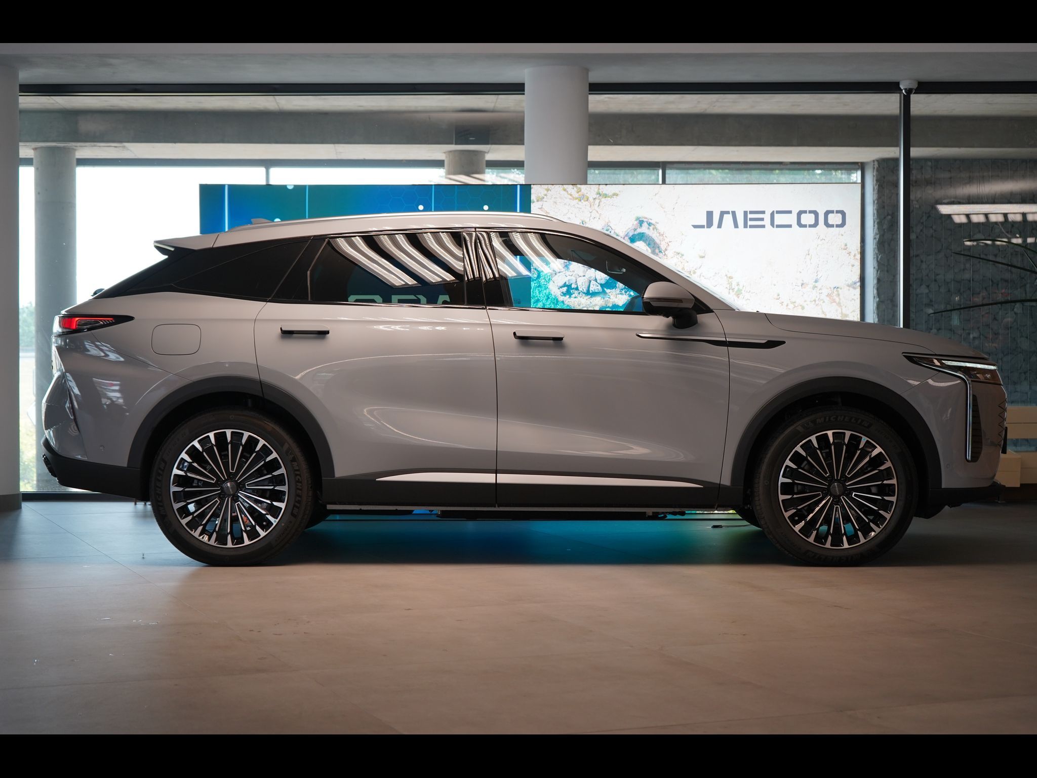 Omoda 9, 1.5 T-GDI 3DHT AWD PREMIUM - fotka 5