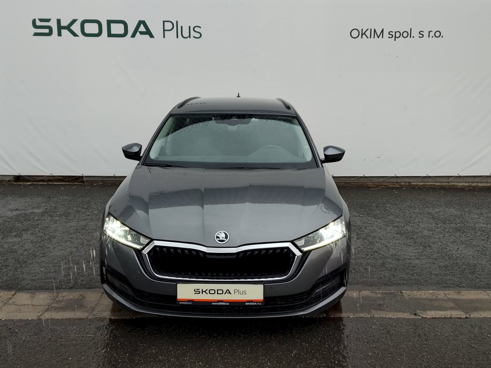 Škoda Octavia, Combi Ambition 2,0 Tdi 110 Kw - fotka 4