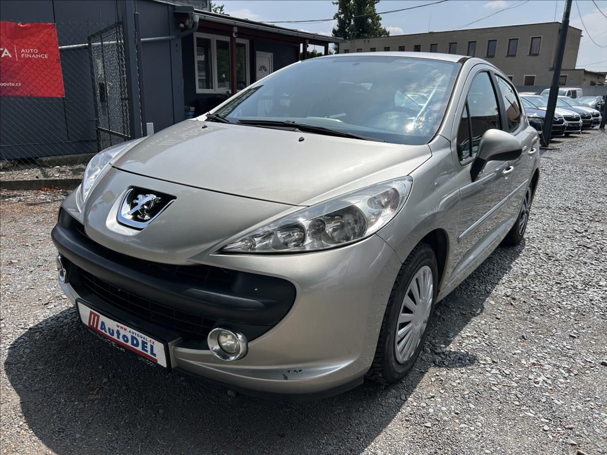 Peugeot 207, 1,4 i  Klima,ISOFIX,CentrálDO