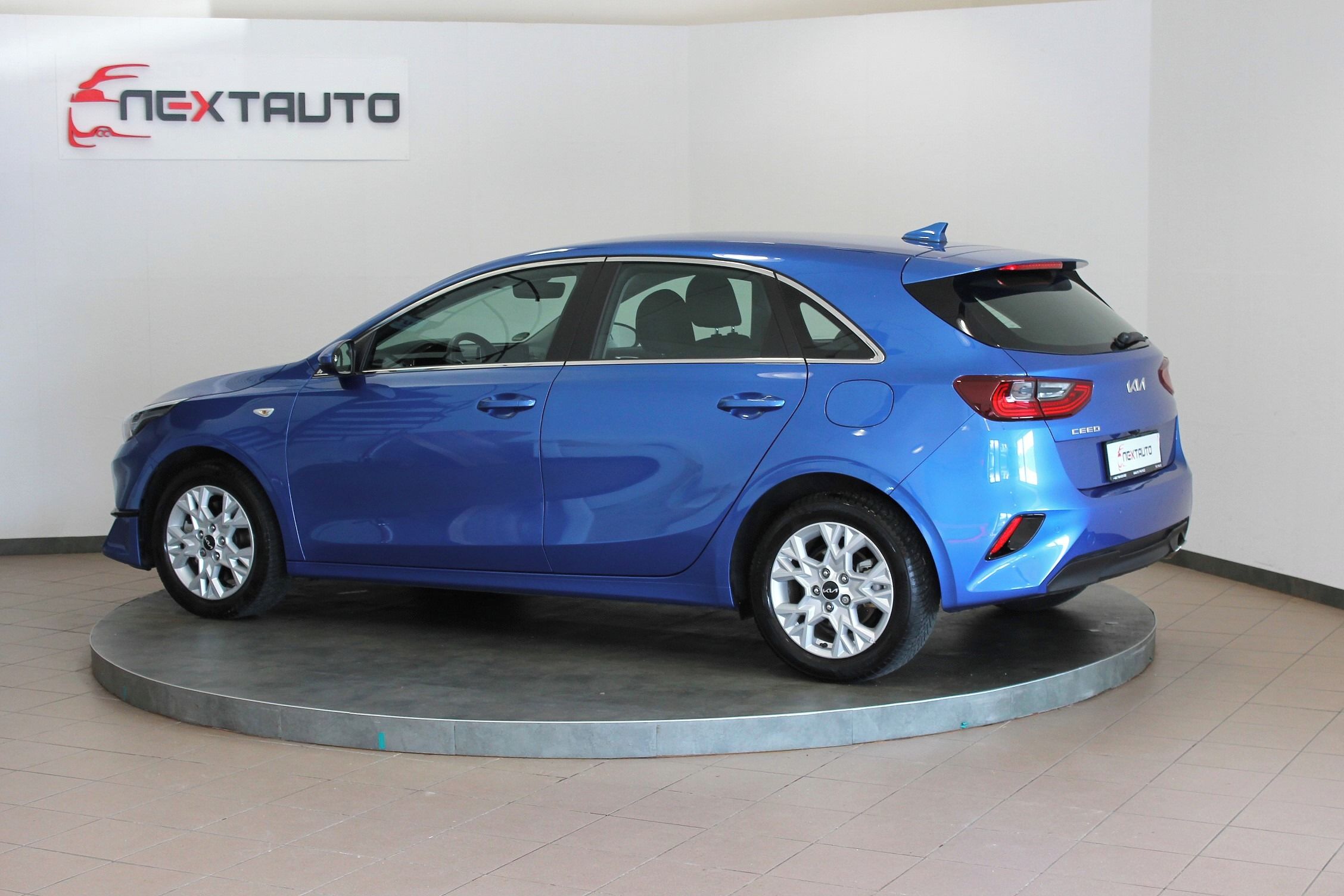 Kia Cee´d, 1.5 T-GDI 118kW VISION,1.MAJ. - fotka 3