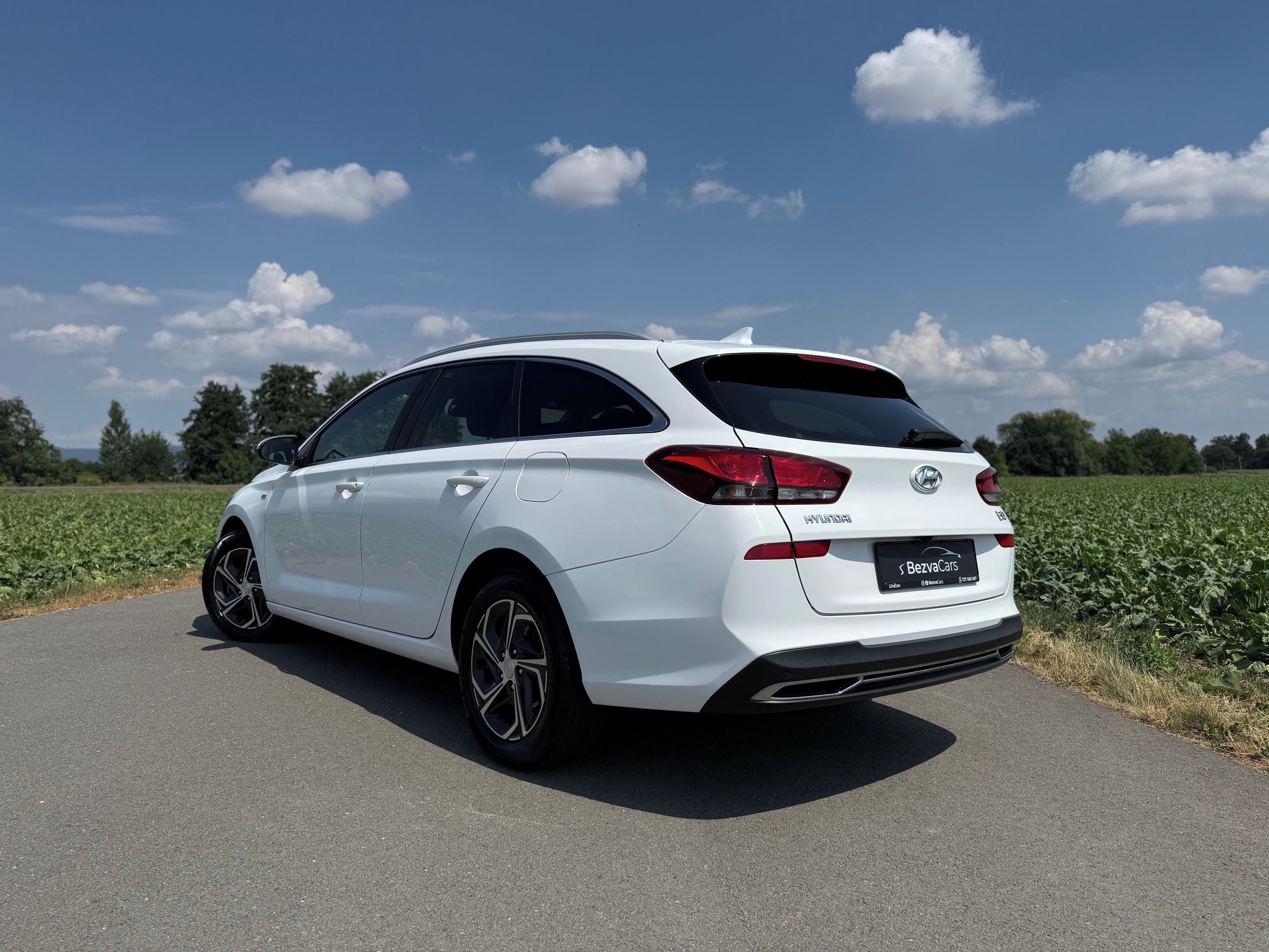 Hyundai i30, Combi 1.5T-GDI 118kW SMART DPH - fotka 3