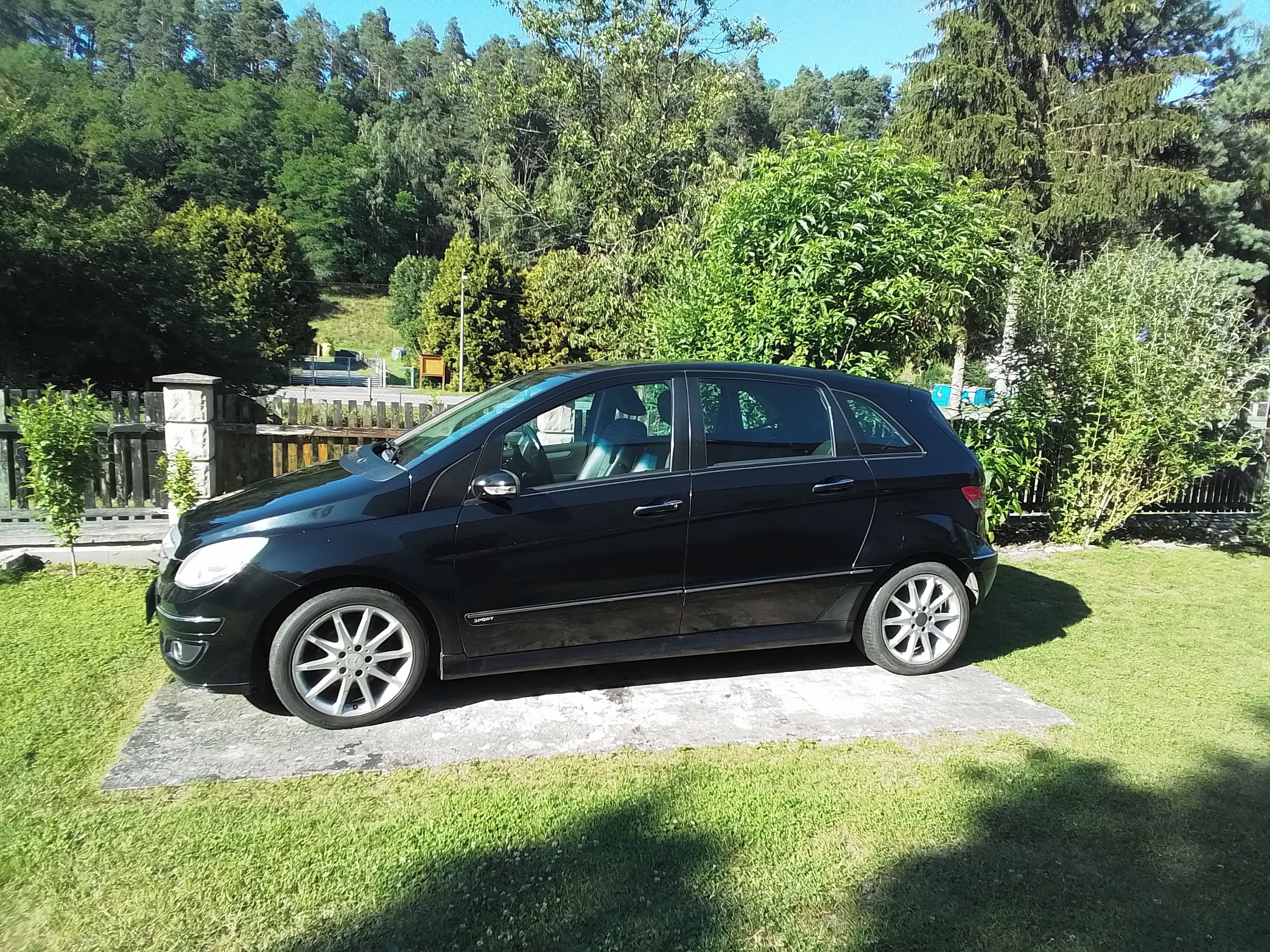 Mercedes-Benz Třídy B, Mercedes B200 TDI sportline - fotka 3