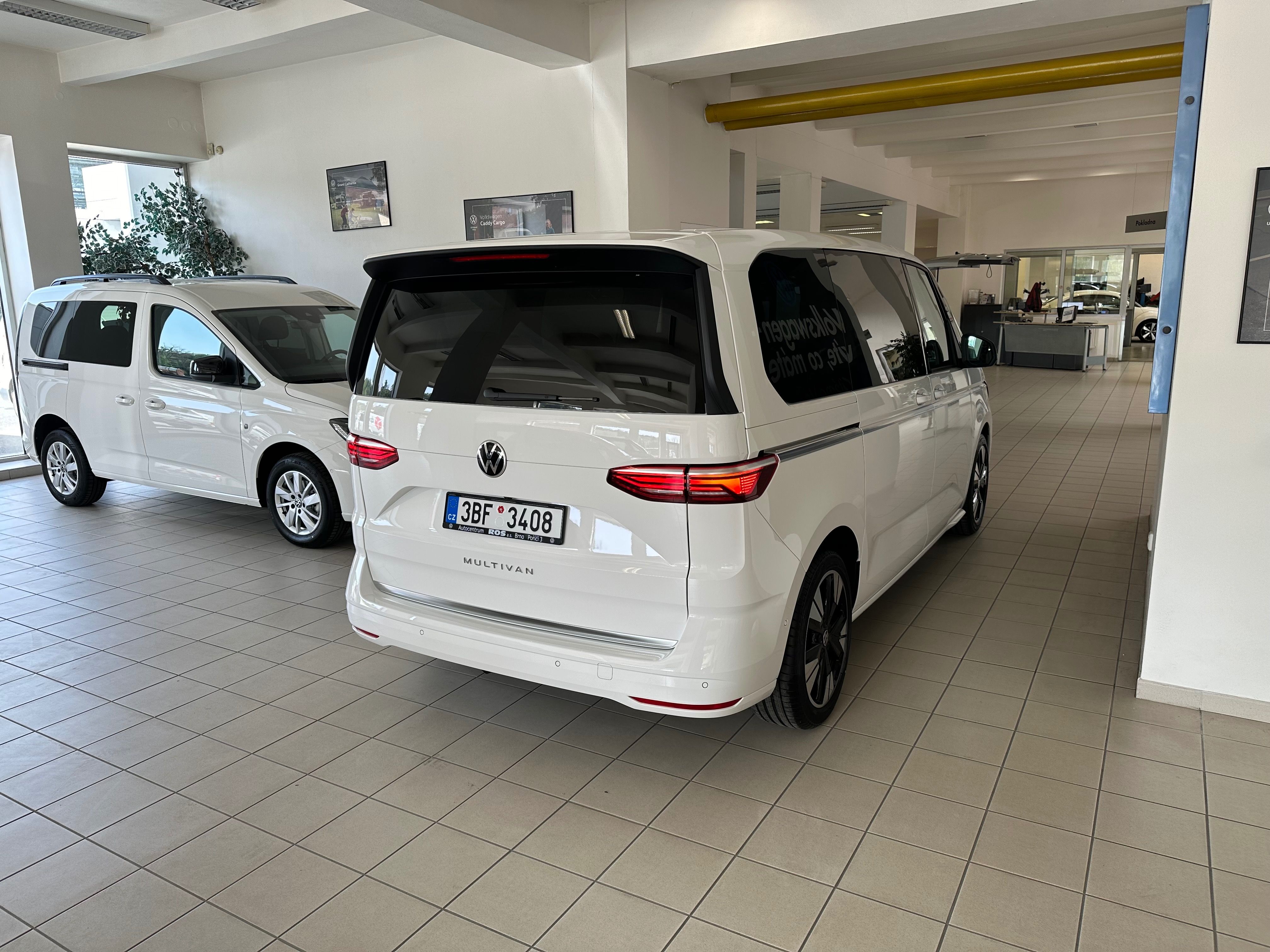 Volkswagen Multivan, VW Mutivan T7 Style - fotka 3