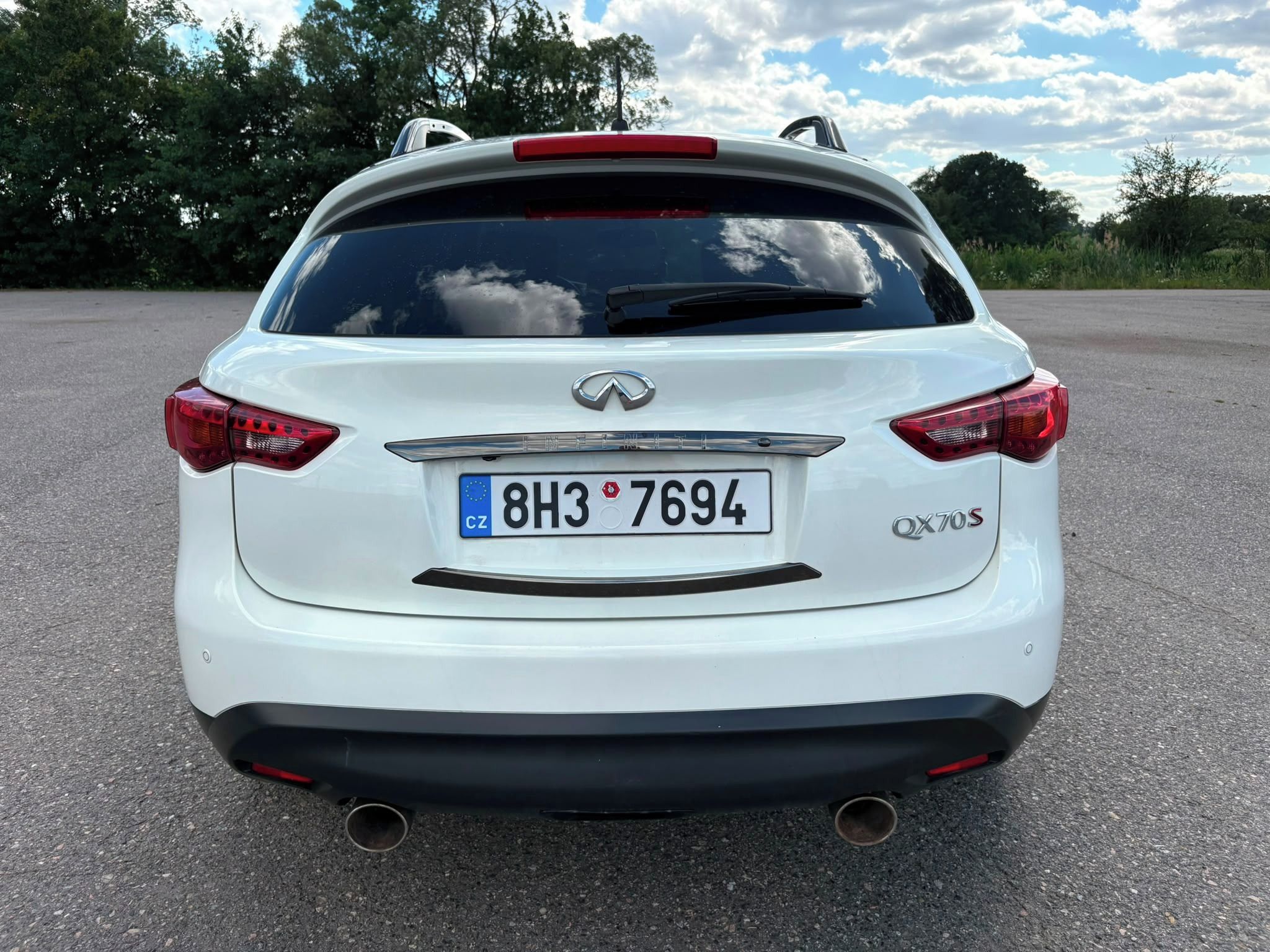 Infiniti QX70, 3.0d S-premium - fotka 4