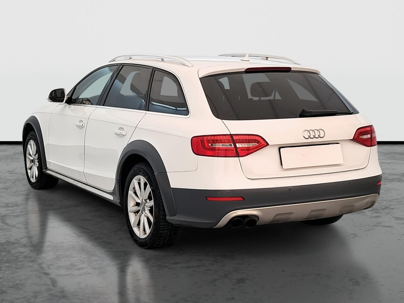 Audi A4 allroad, 2.0 TDI, 4X4, Automat - fotka 4