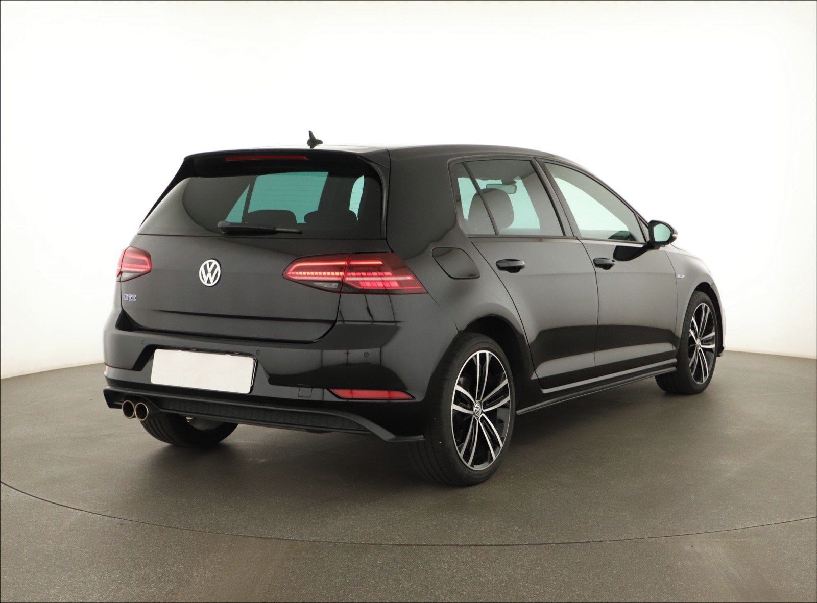 Volkswagen Golf, GTE, Automat - fotka 5