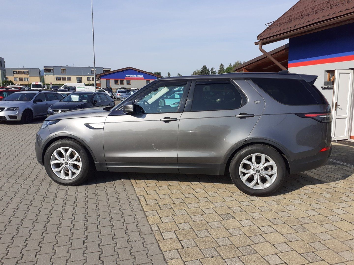 Land Rover Discovery, 3.0 TD 6V 4x4 7MÍST . - fotka 6