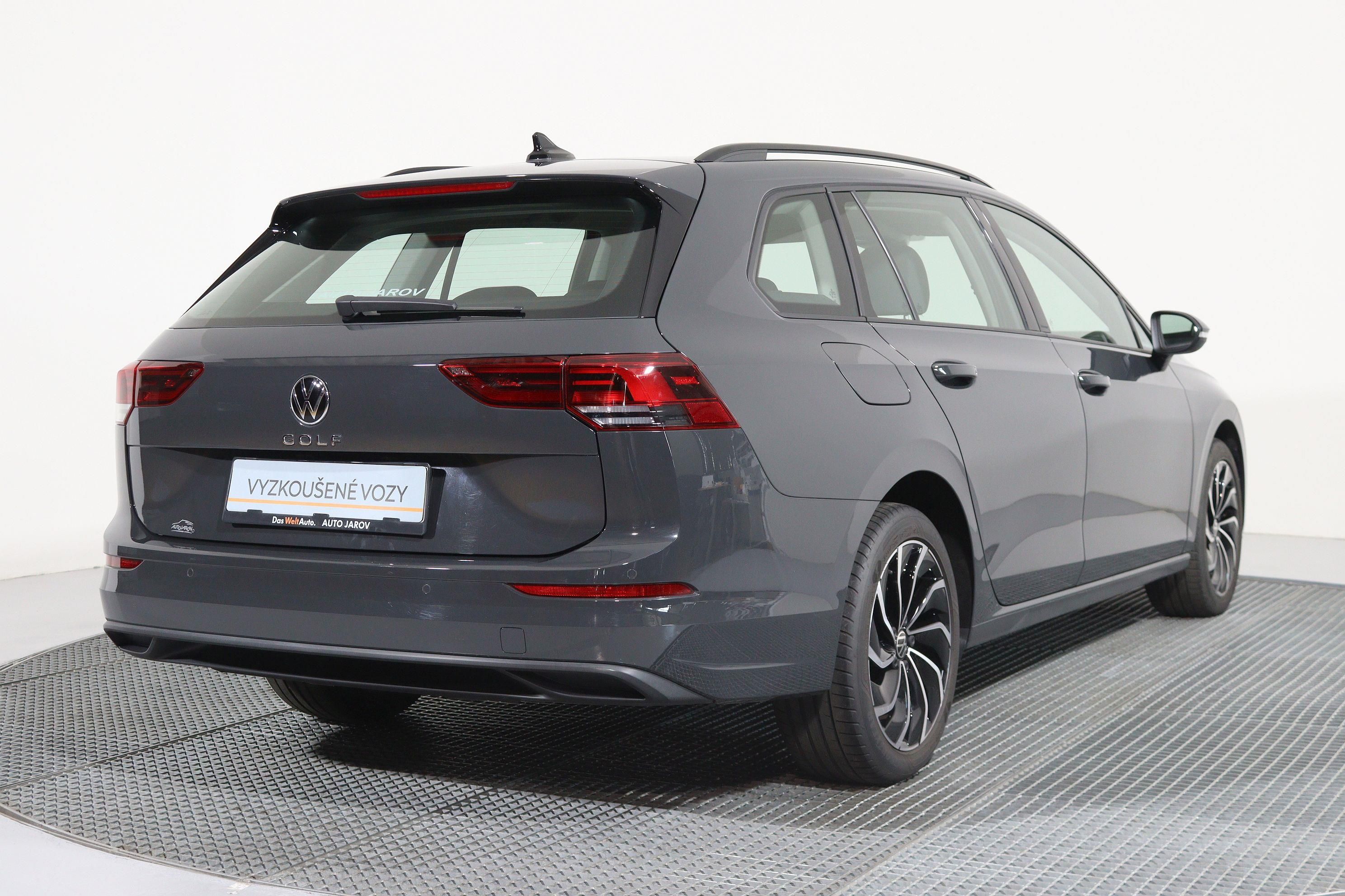 Volkswagen Golf Variant, Life 1,0 TSI/ LED SVĚTLA, ACC - fotka 2