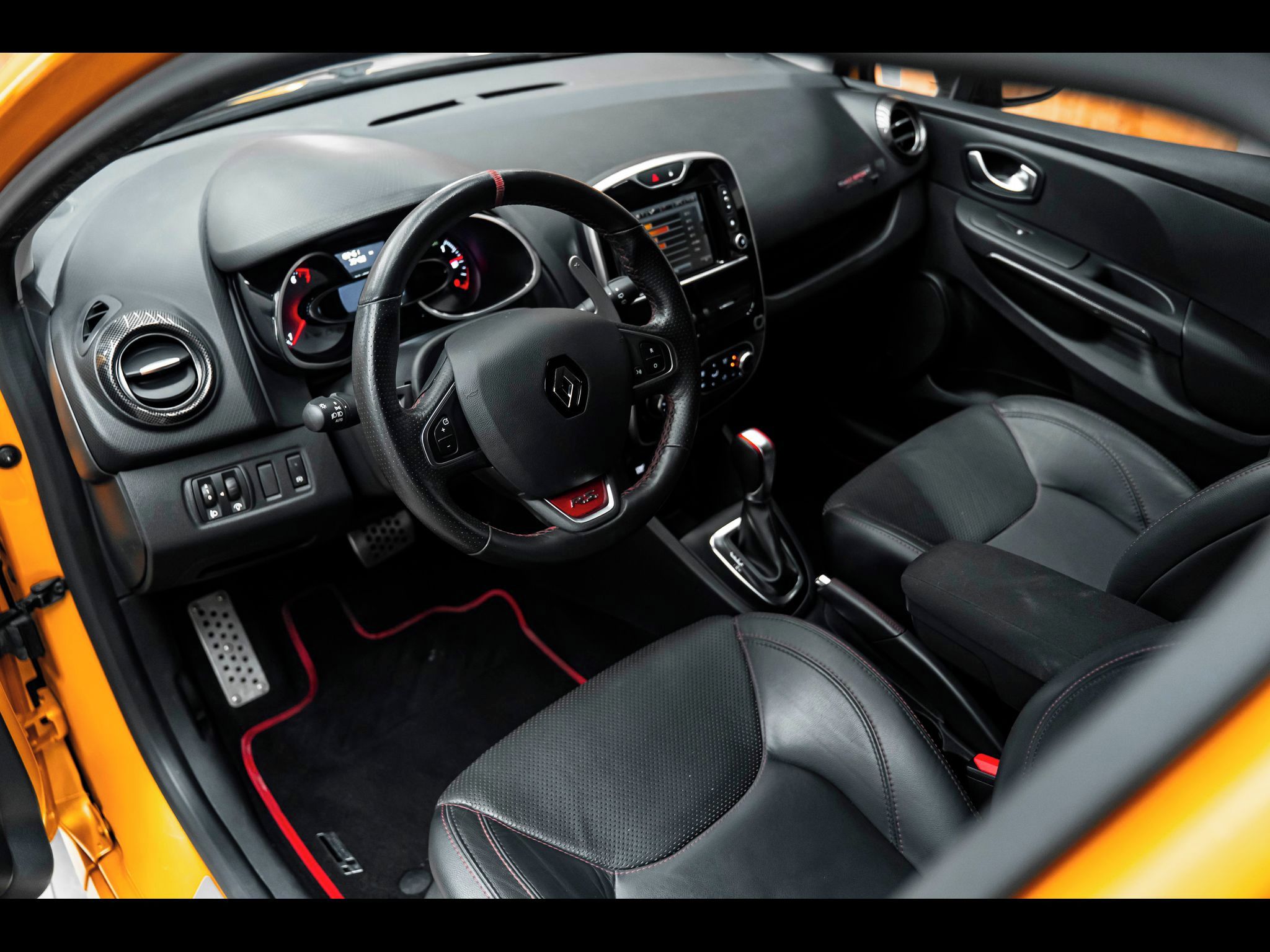 Renault Clio, RS Trophy - fotka 6