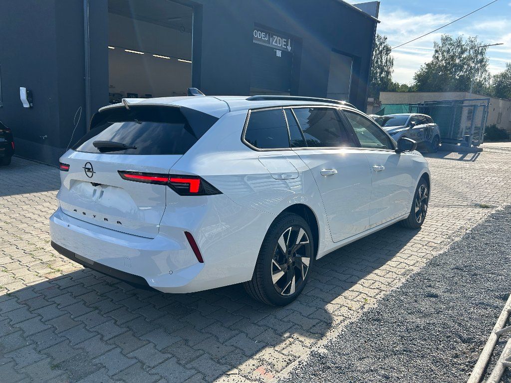 Opel Astra, ST Edition 1,5 CDTI 96kW AT8 - fotka 4