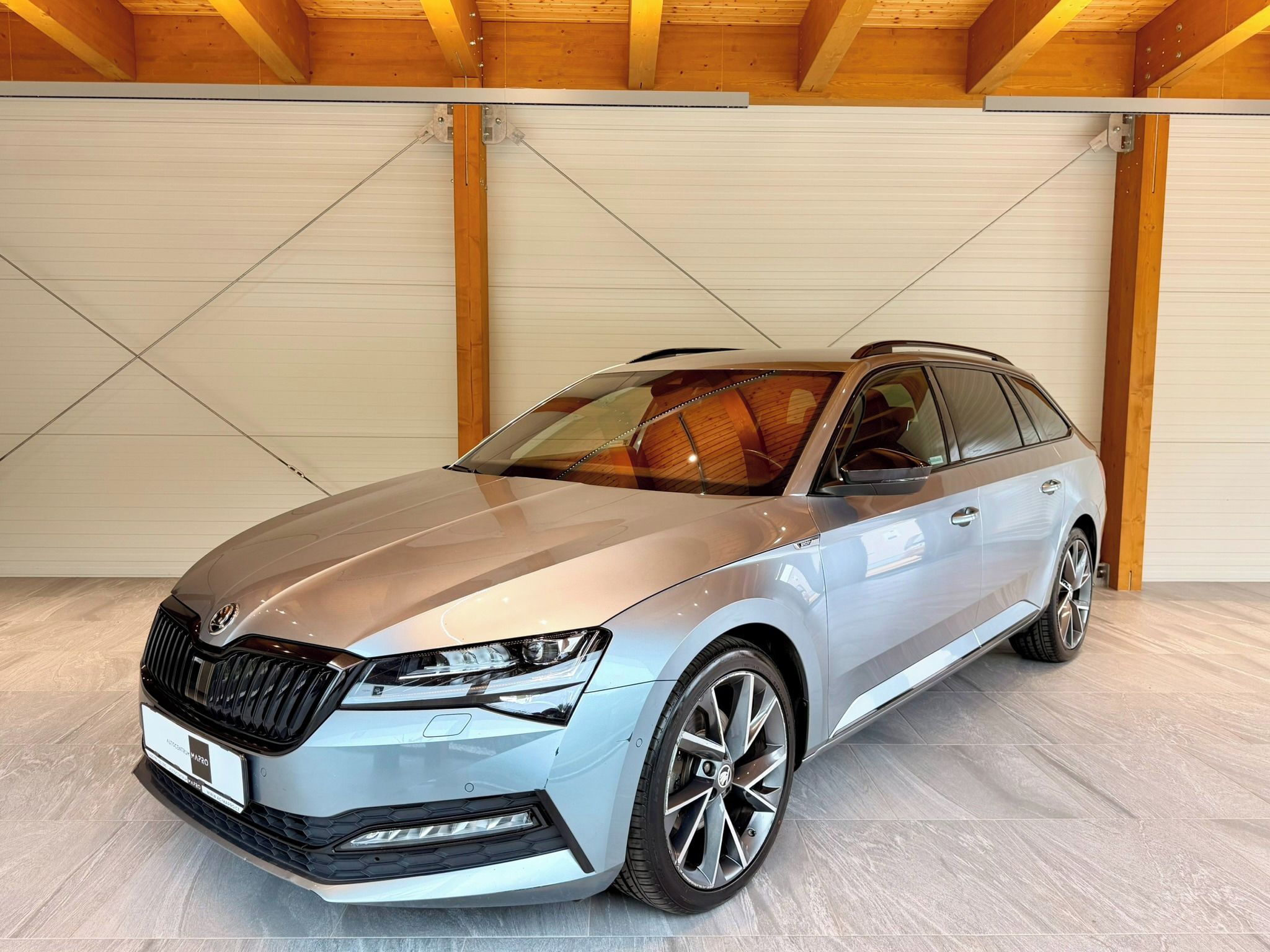 Škoda Superb, 2.0 TDi DSG 4x4 Sportline