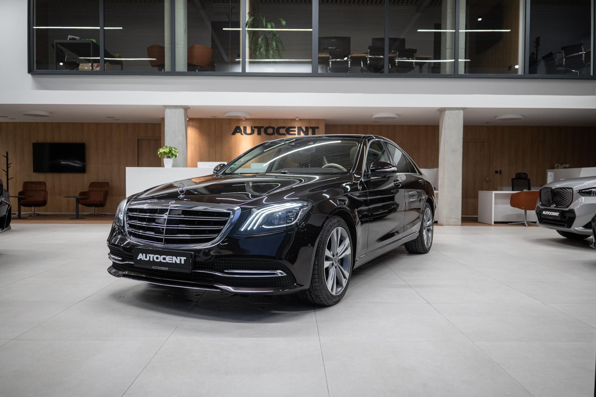 Mercedes-Benz Třídy S, S350D PANORAMA - fotka 2