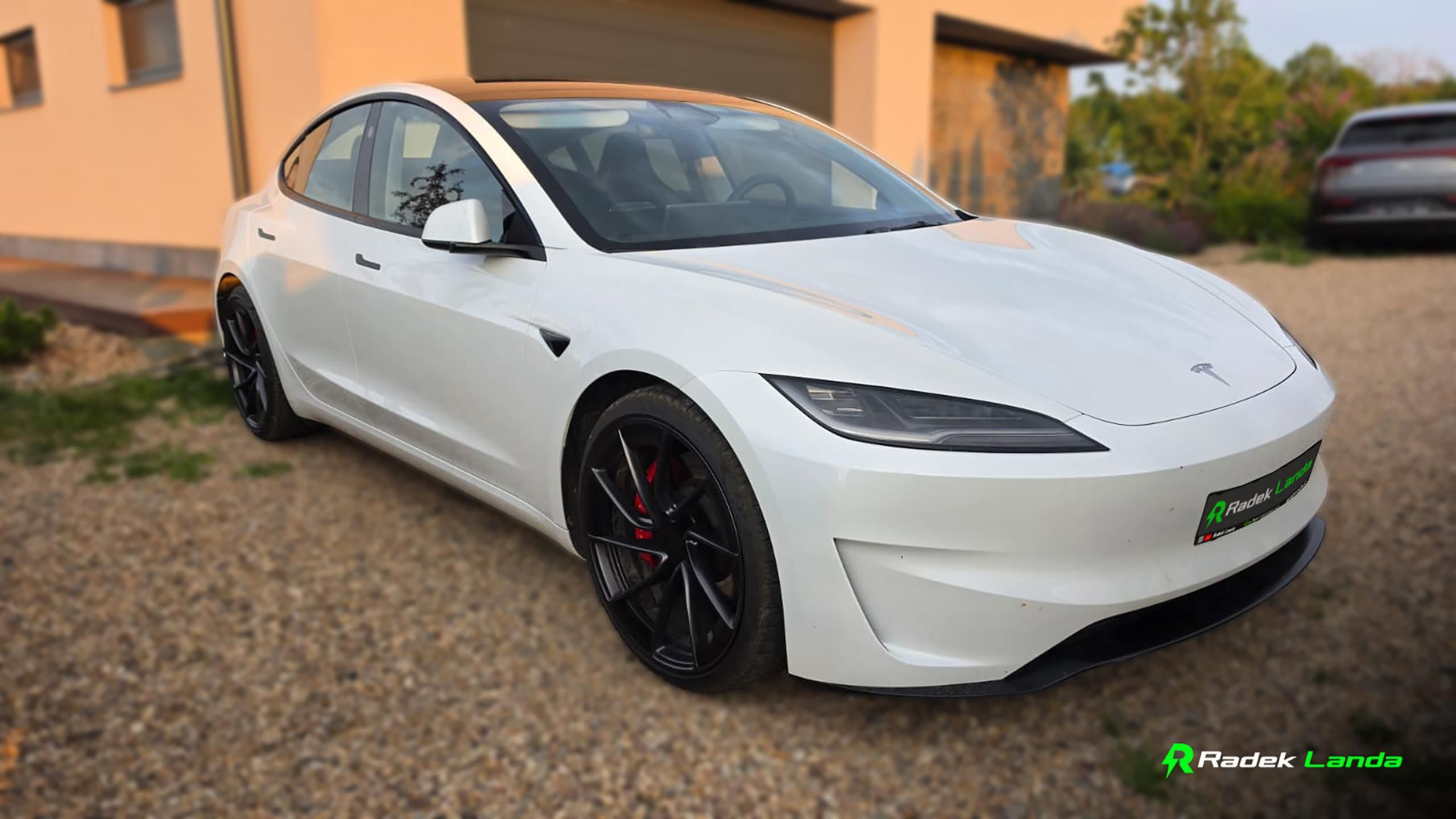 Tesla Model 3, Performance Highland